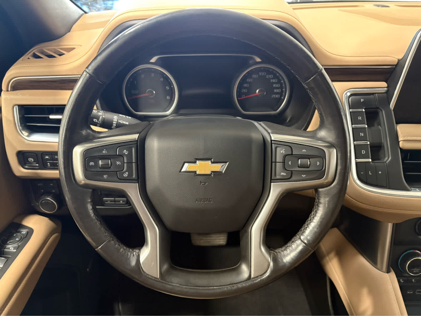Thumbnail: 2021 Chevrolet Tahoe - 16