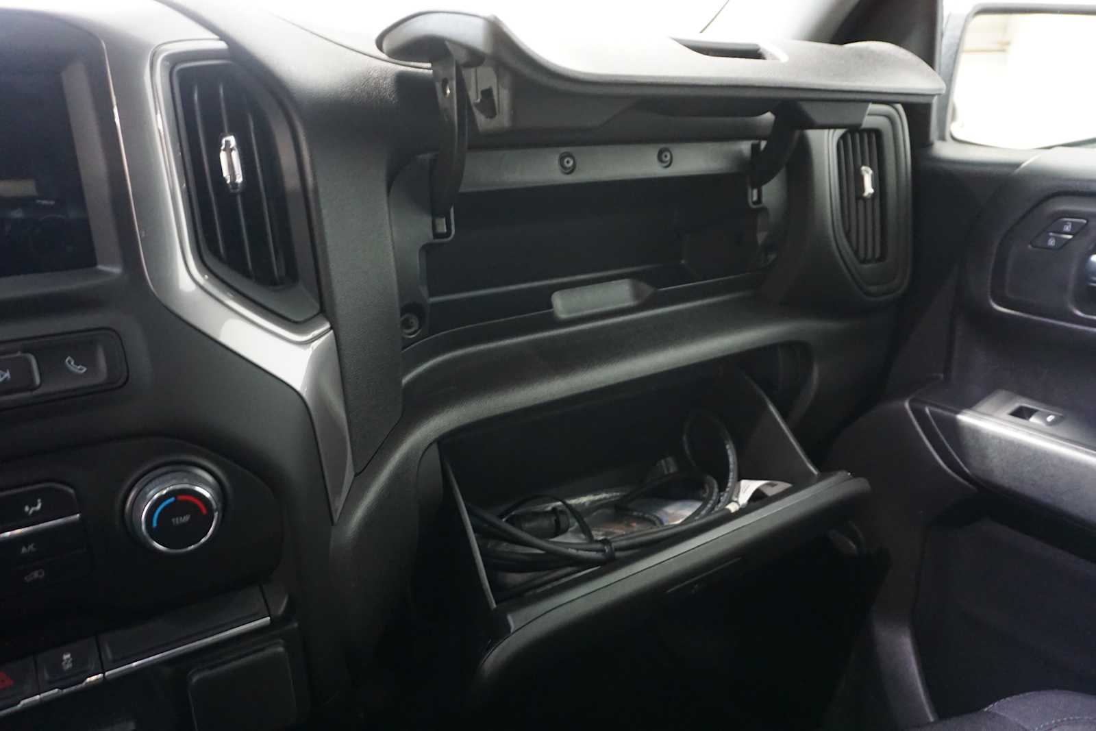 Thumbnail: 2024 Chevrolet Silverado 1500 - 19