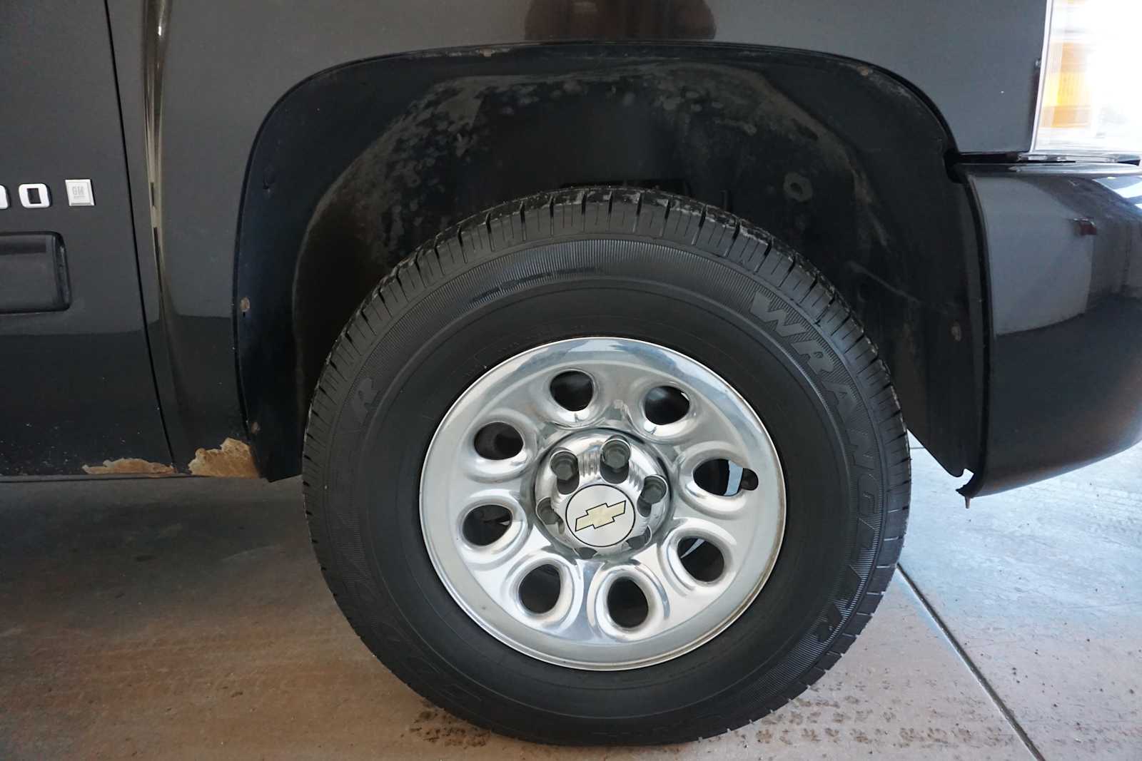 Thumbnail: 2009 Chevrolet Silverado 1500 - 12