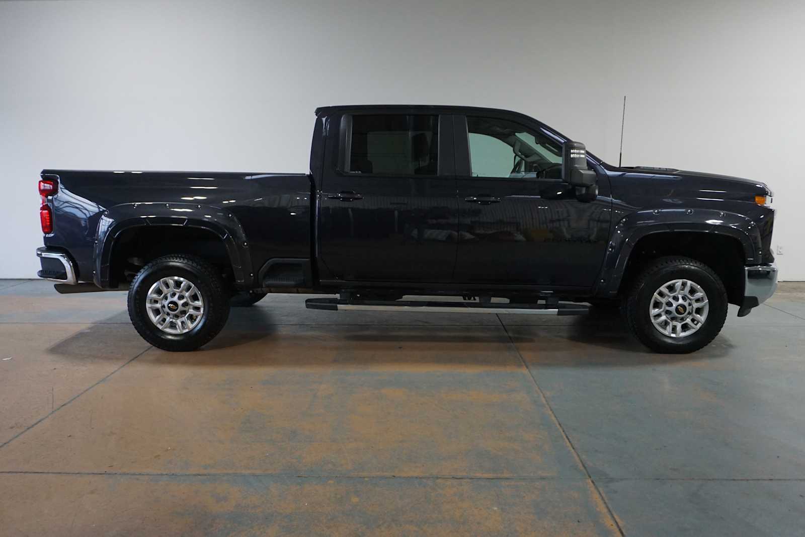 Thumbnail: 2024 Chevrolet Silverado 2500 - 6