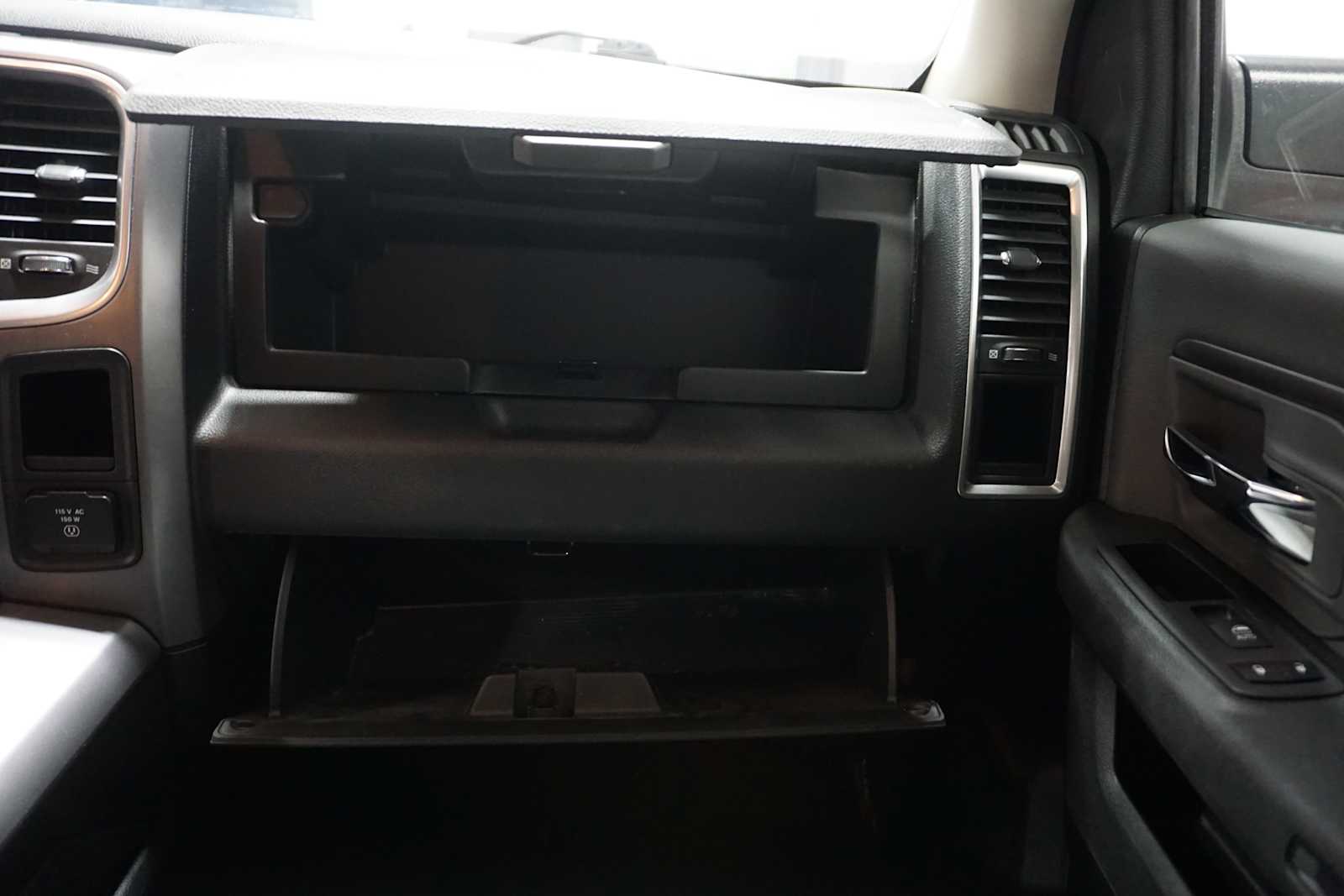 Thumbnail: 2023 RAM 1500 Classic - 17