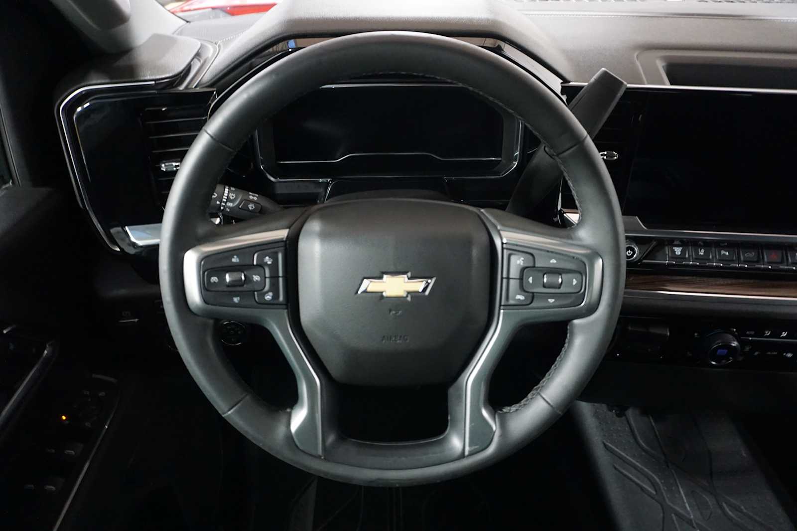 Thumbnail: 2024 Chevrolet Silverado 2500 - 19