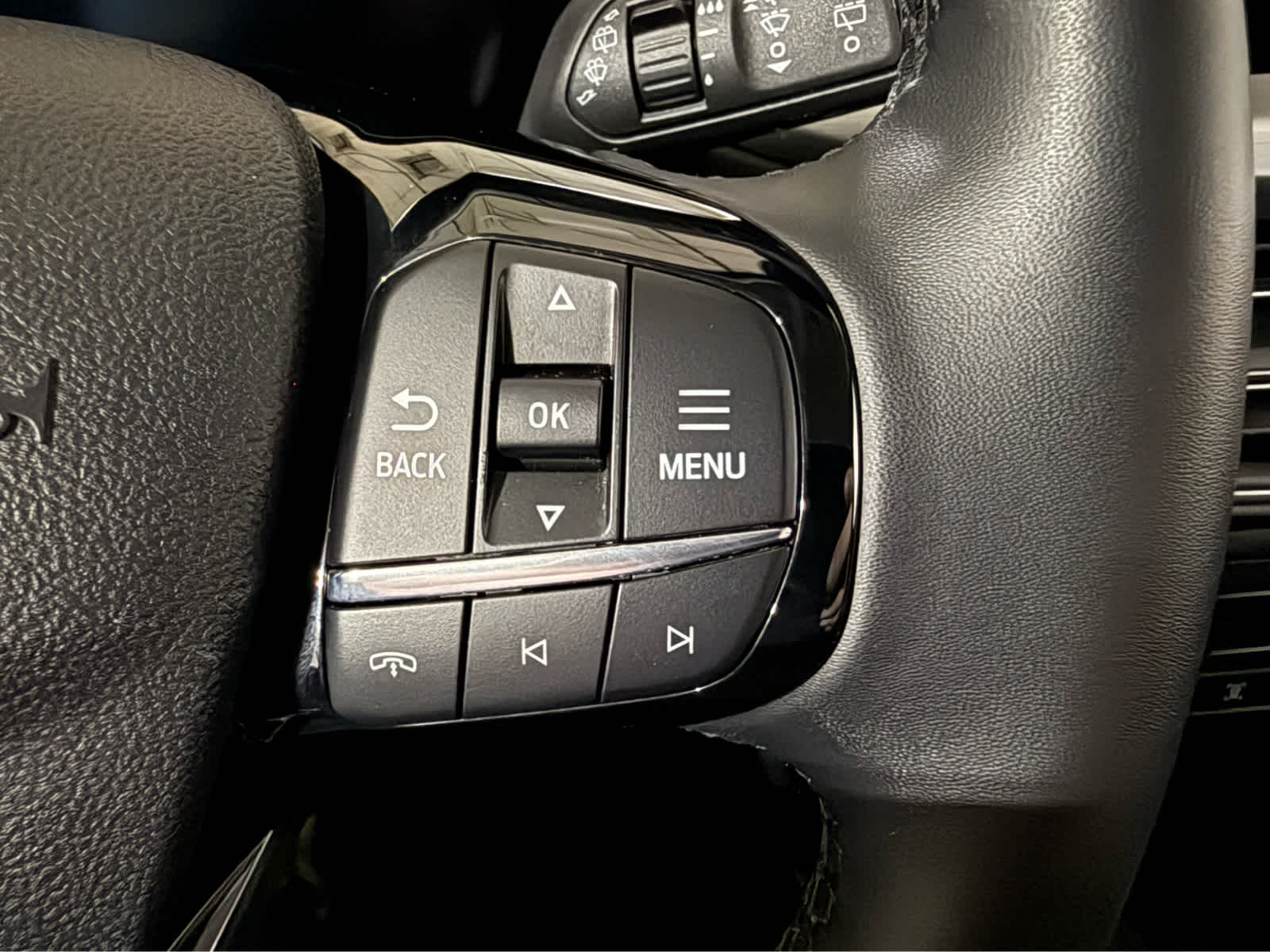 Thumbnail: 2025 Ford Escape - 20