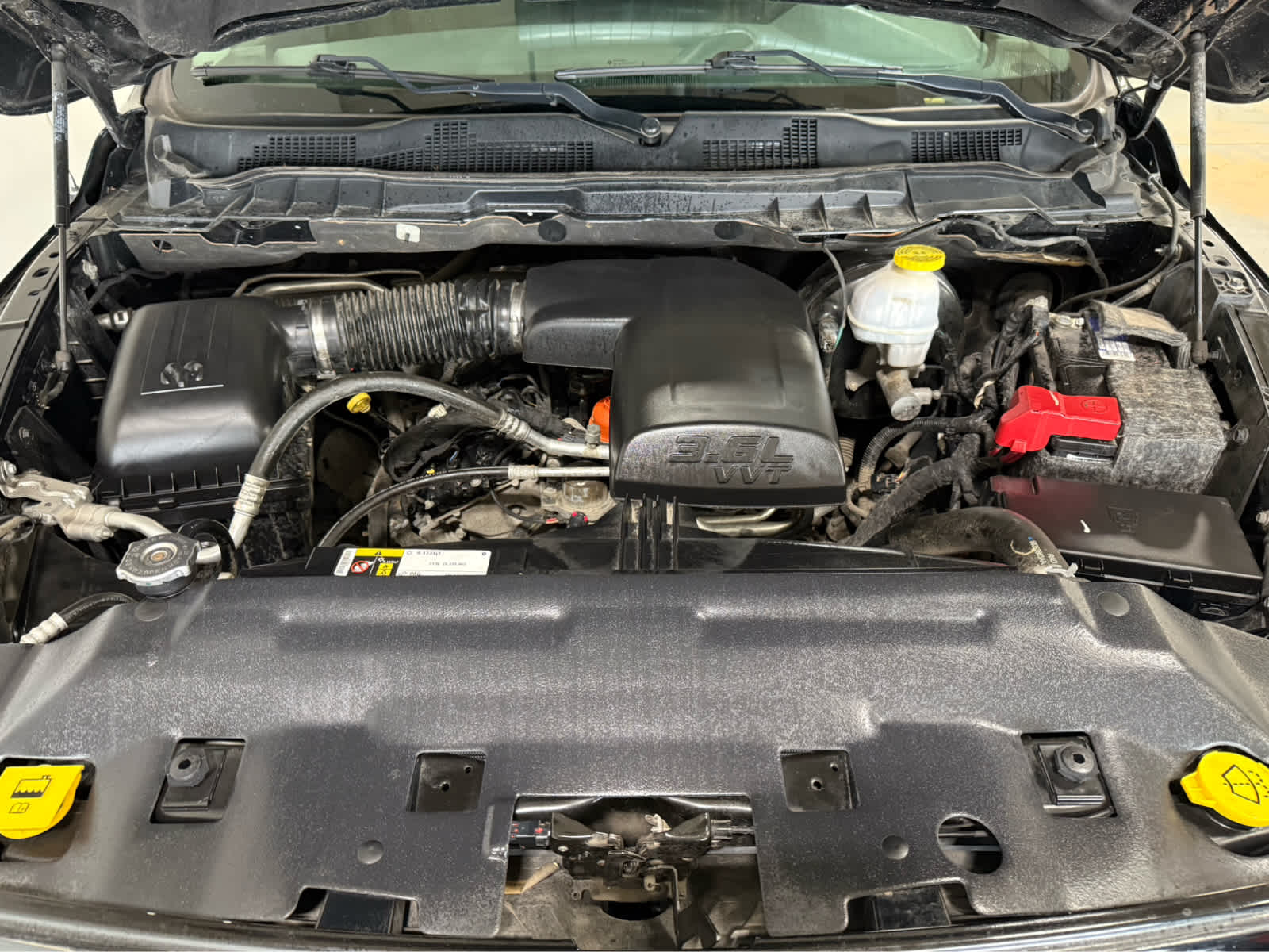 Thumbnail: 2019 RAM 1500 Classic - 12