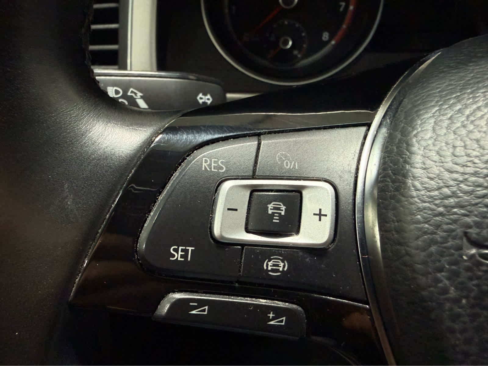 Thumbnail: 2019 Volkswagen Atlas - 18