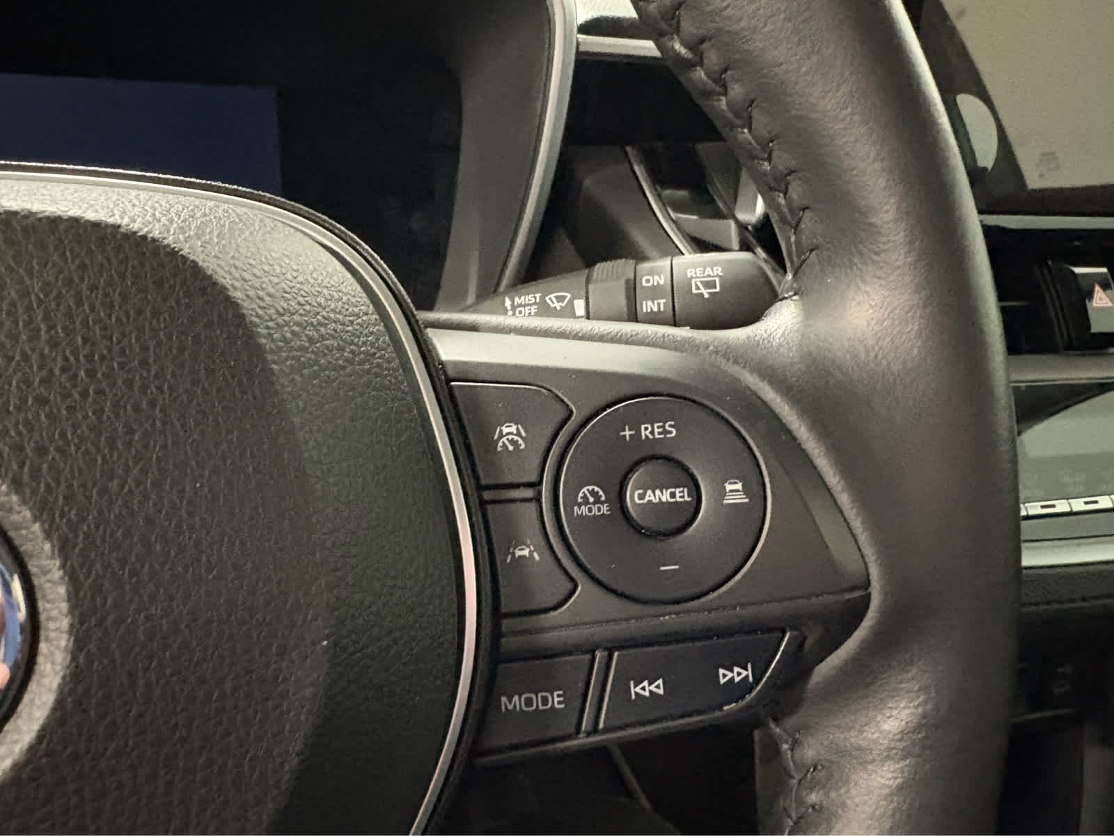 Thumbnail: 2023 Toyota Corolla Cross - 19