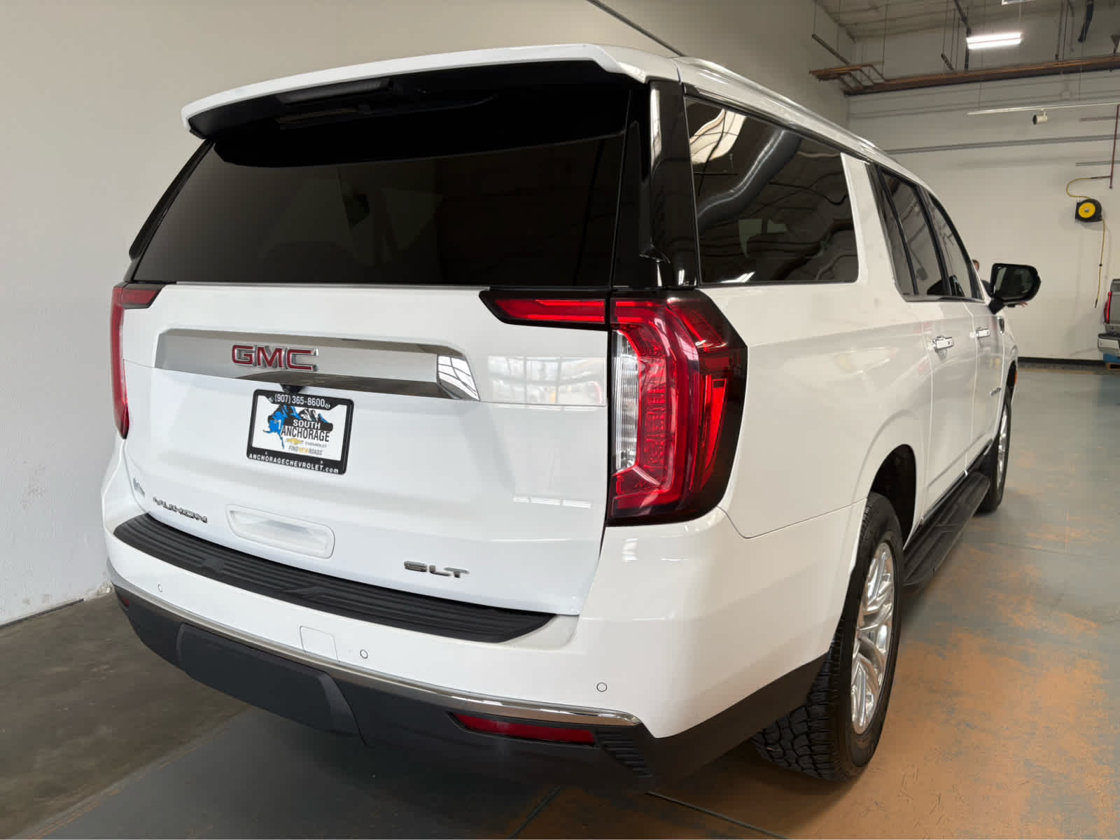 Thumbnail: 2024 GMC Yukon XL - 7