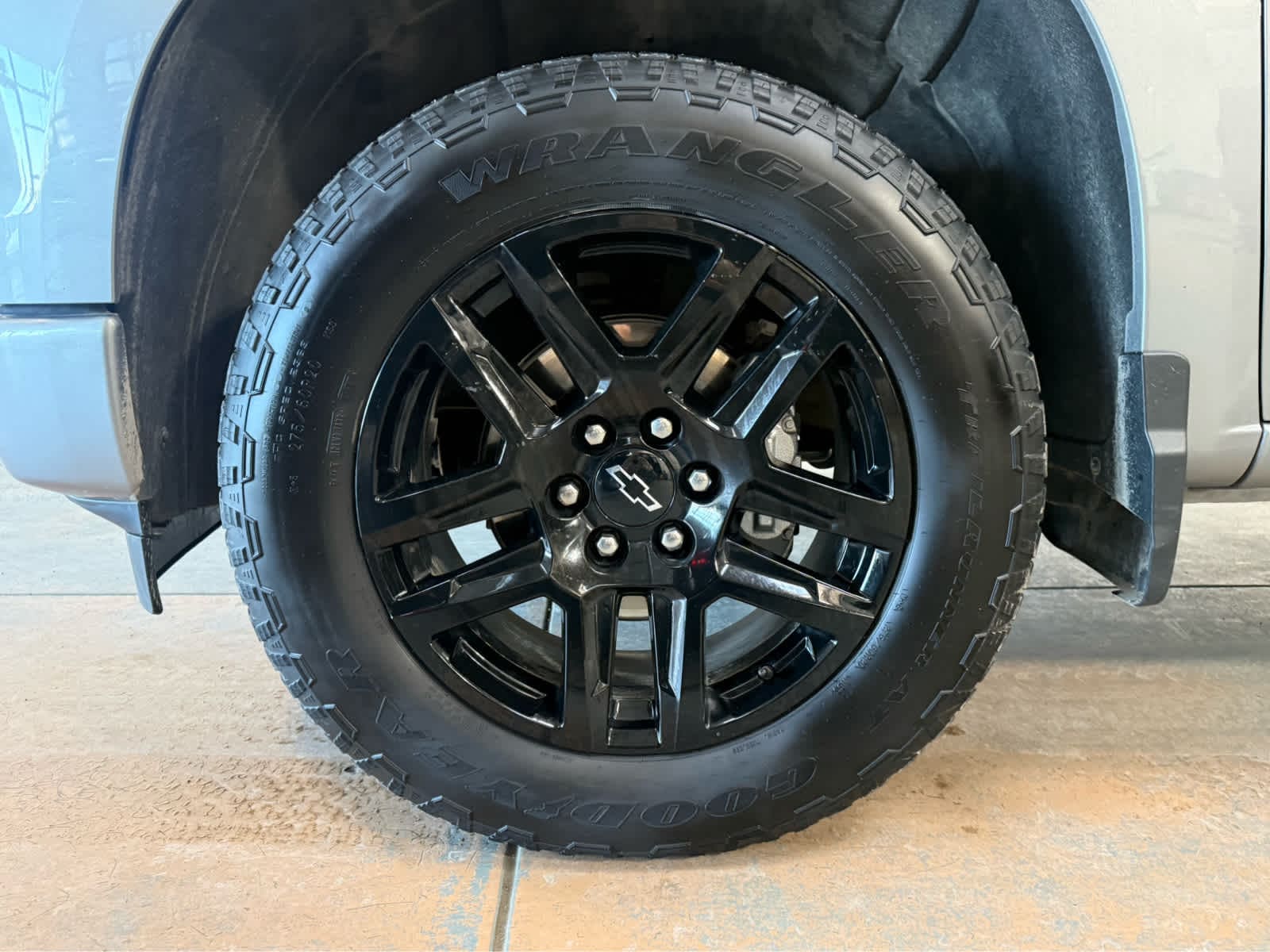 Thumbnail: 2025 Chevrolet Silverado 1500 - 8