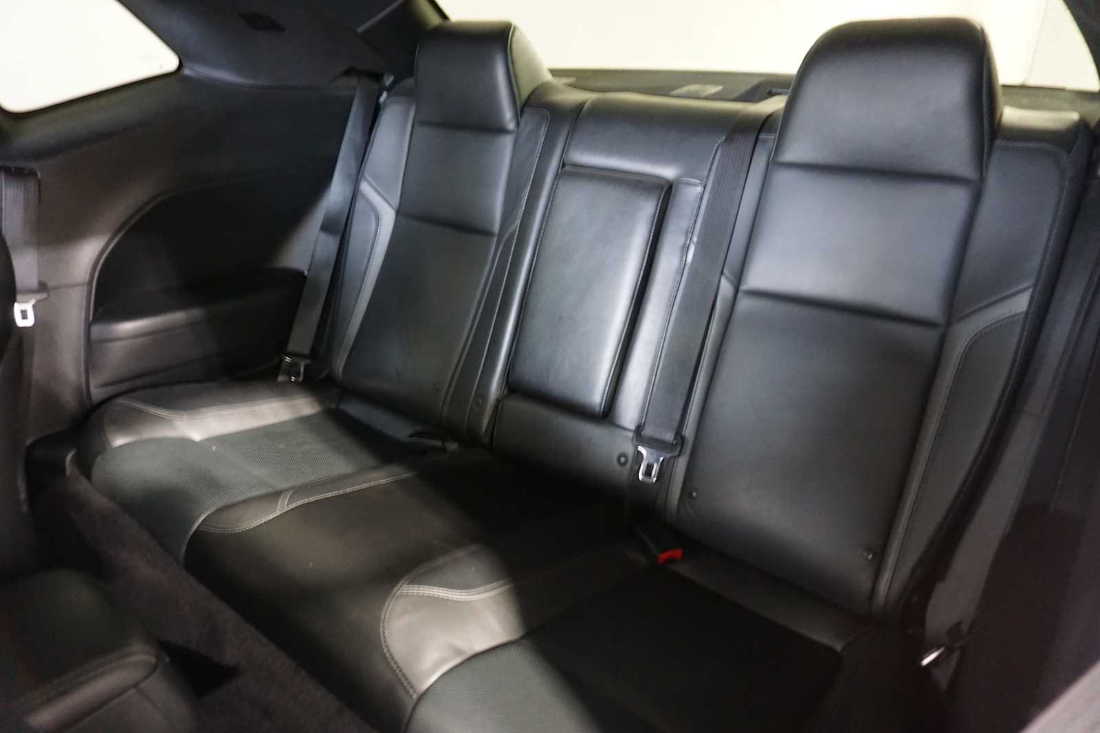 Thumbnail: 2017 Dodge Challenger - 15