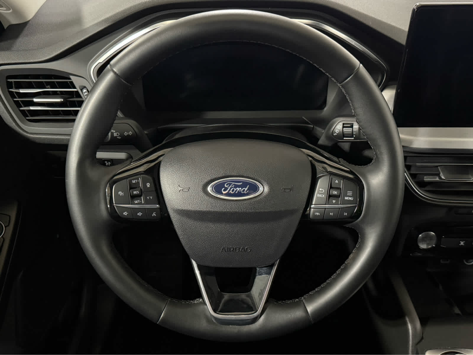 Thumbnail: 2025 Ford Escape - 18