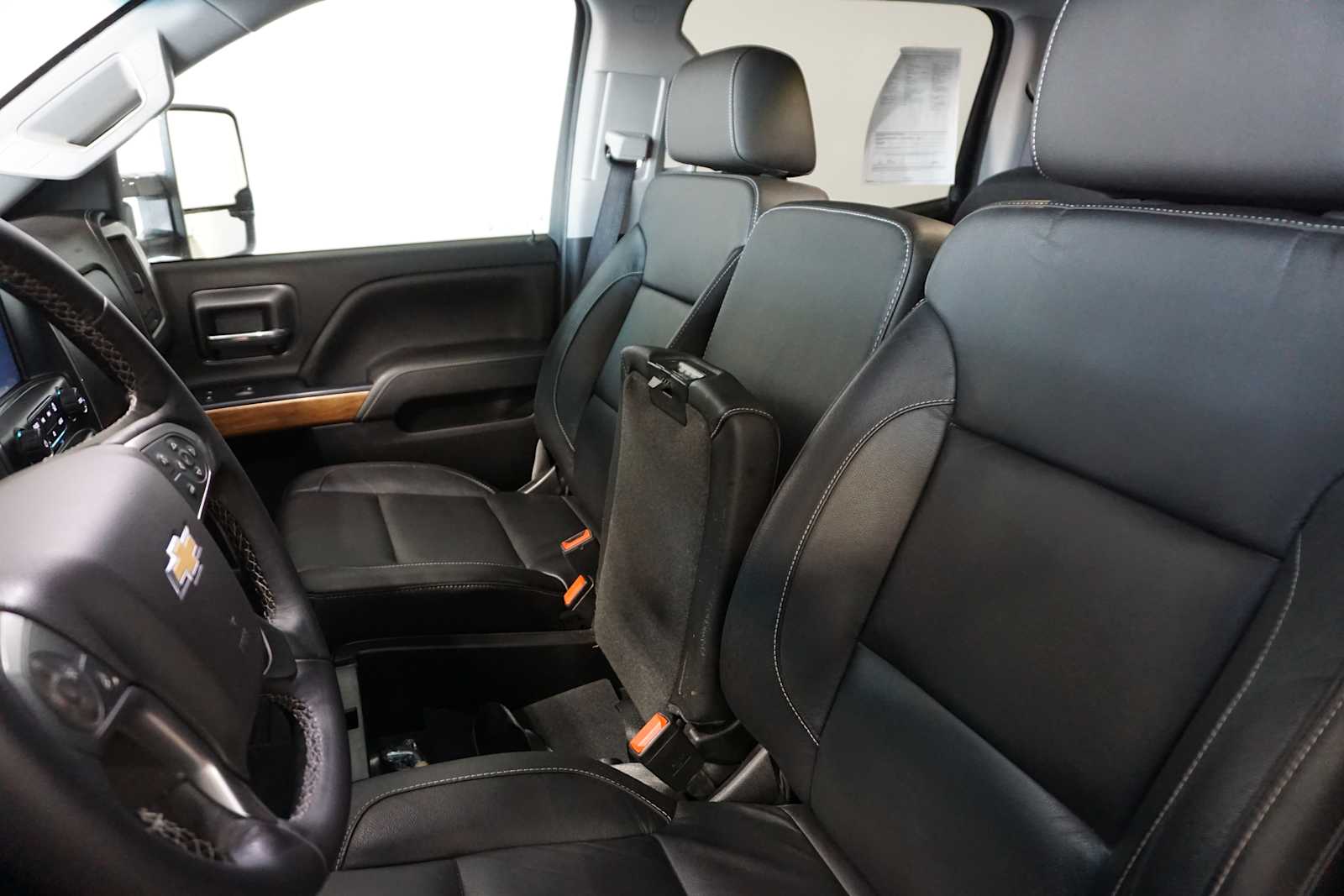 Thumbnail: 2019 Chevrolet Silverado 2500 - 23