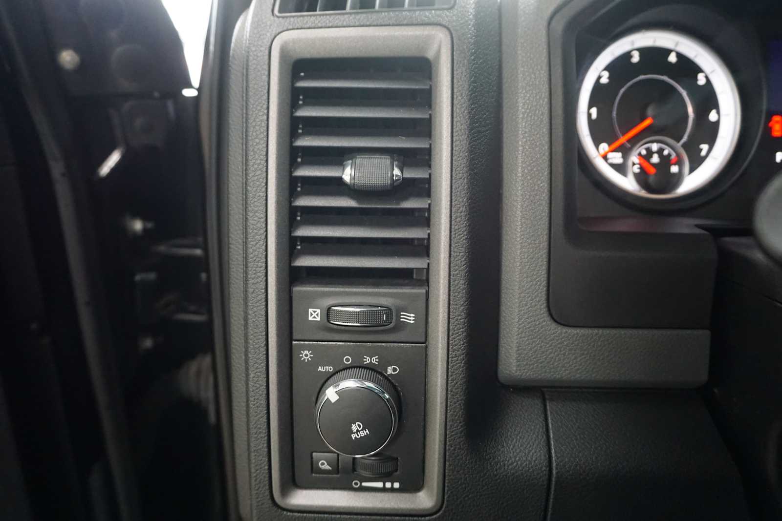 Thumbnail: 2013 RAM 1500 - 26