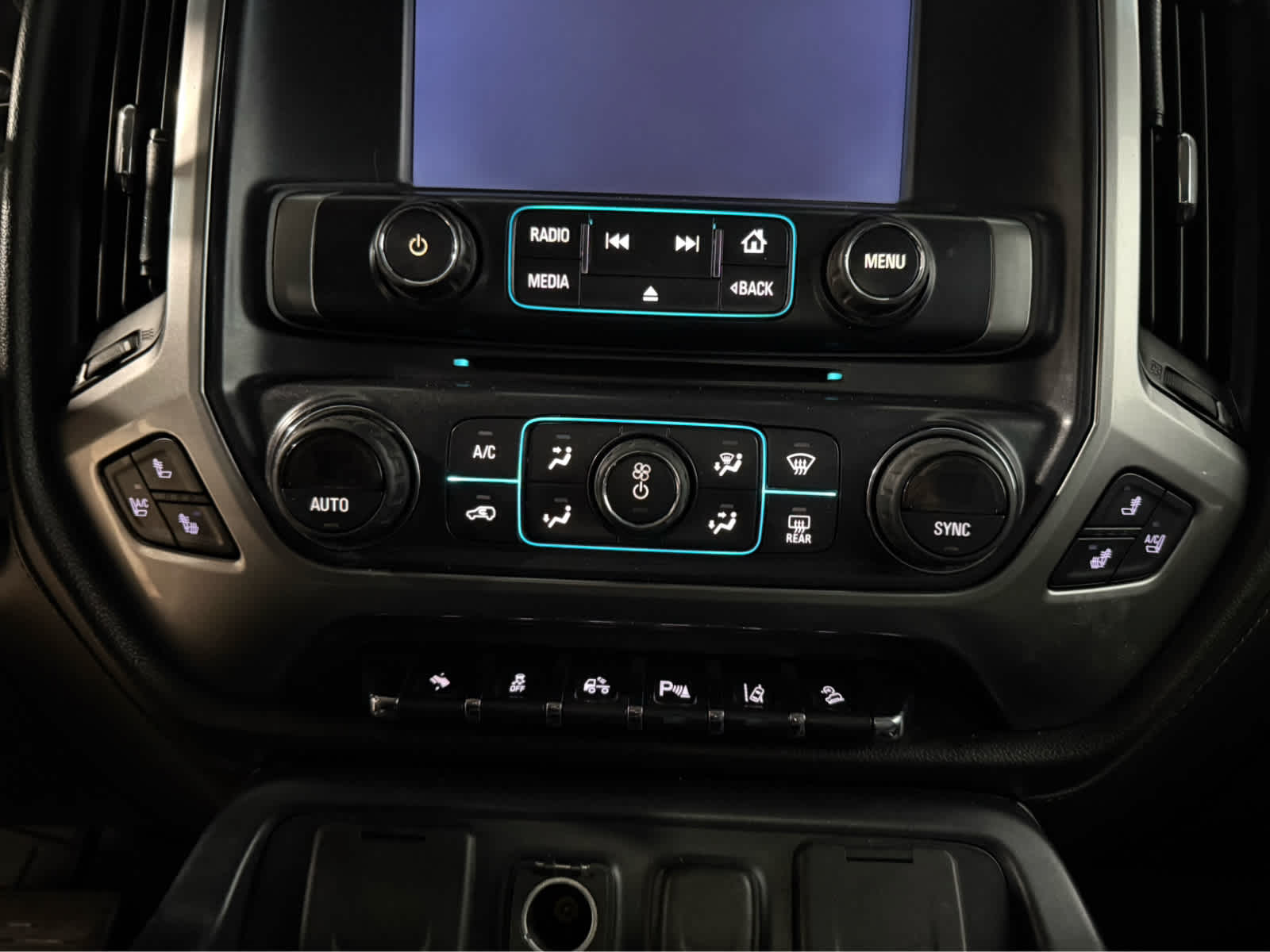 Thumbnail: 2014 Chevrolet Silverado 1500 - 25