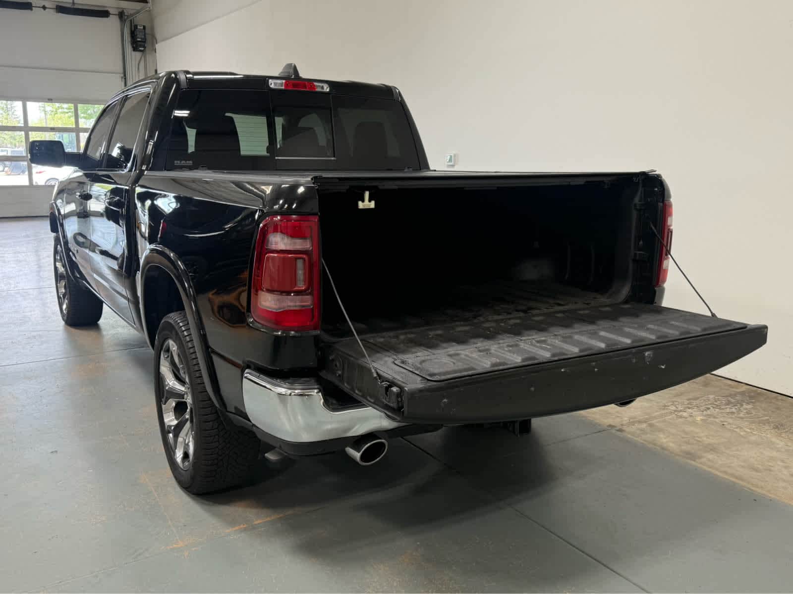 Thumbnail: 2020 RAM 1500 - 4