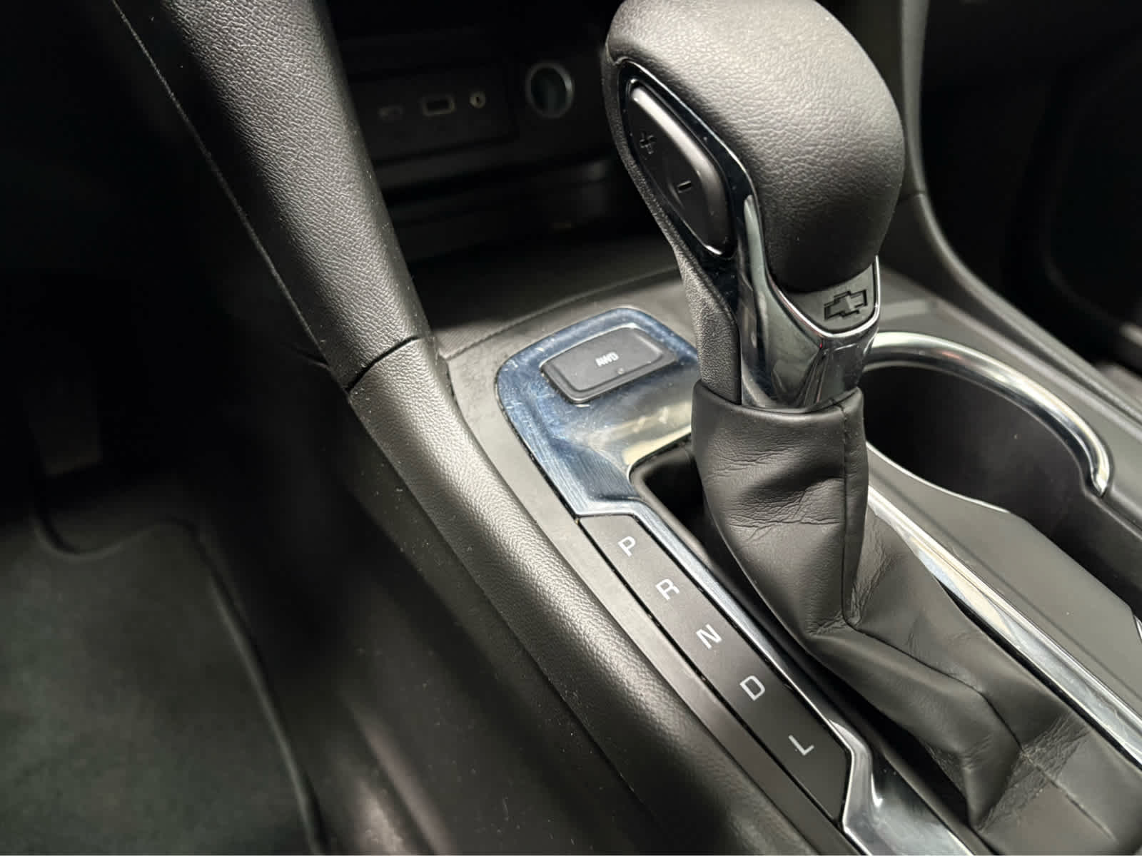 Thumbnail: 2023 Chevrolet Equinox - 23