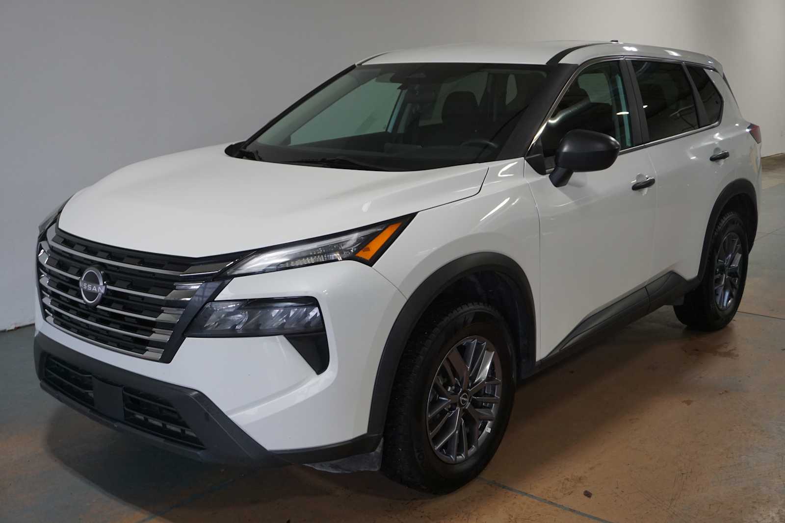 Thumbnail: 2024 Nissan Rogue - 1