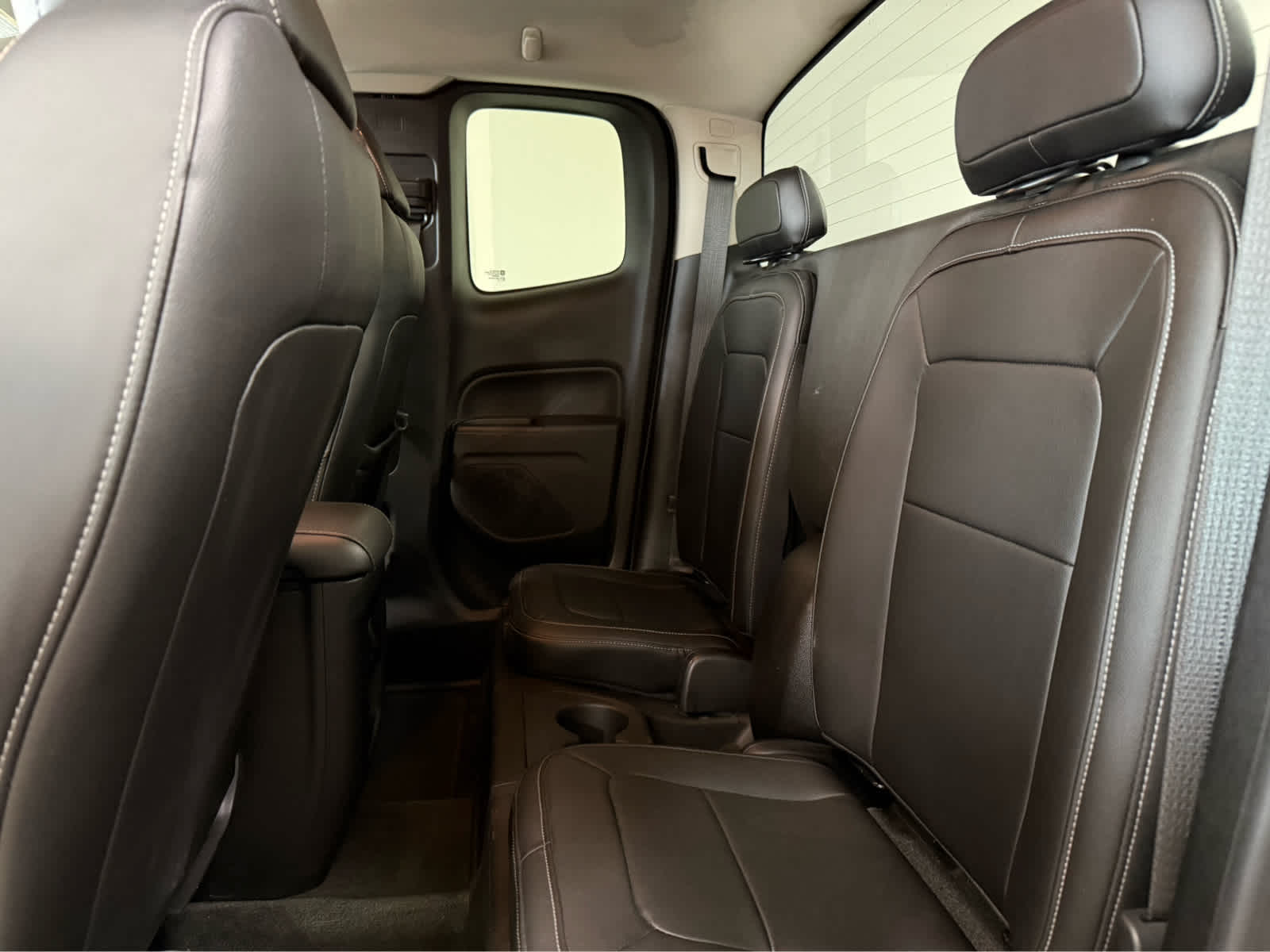 Thumbnail: 2015 GMC Canyon - 15