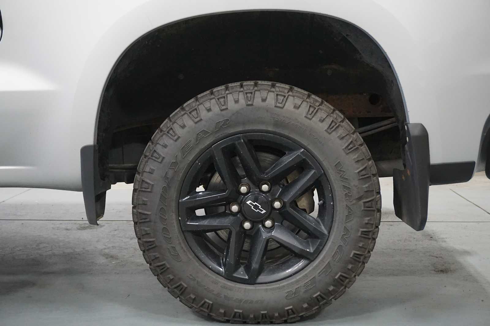 Thumbnail: 2022 Chevrolet Silverado 1500 - 9