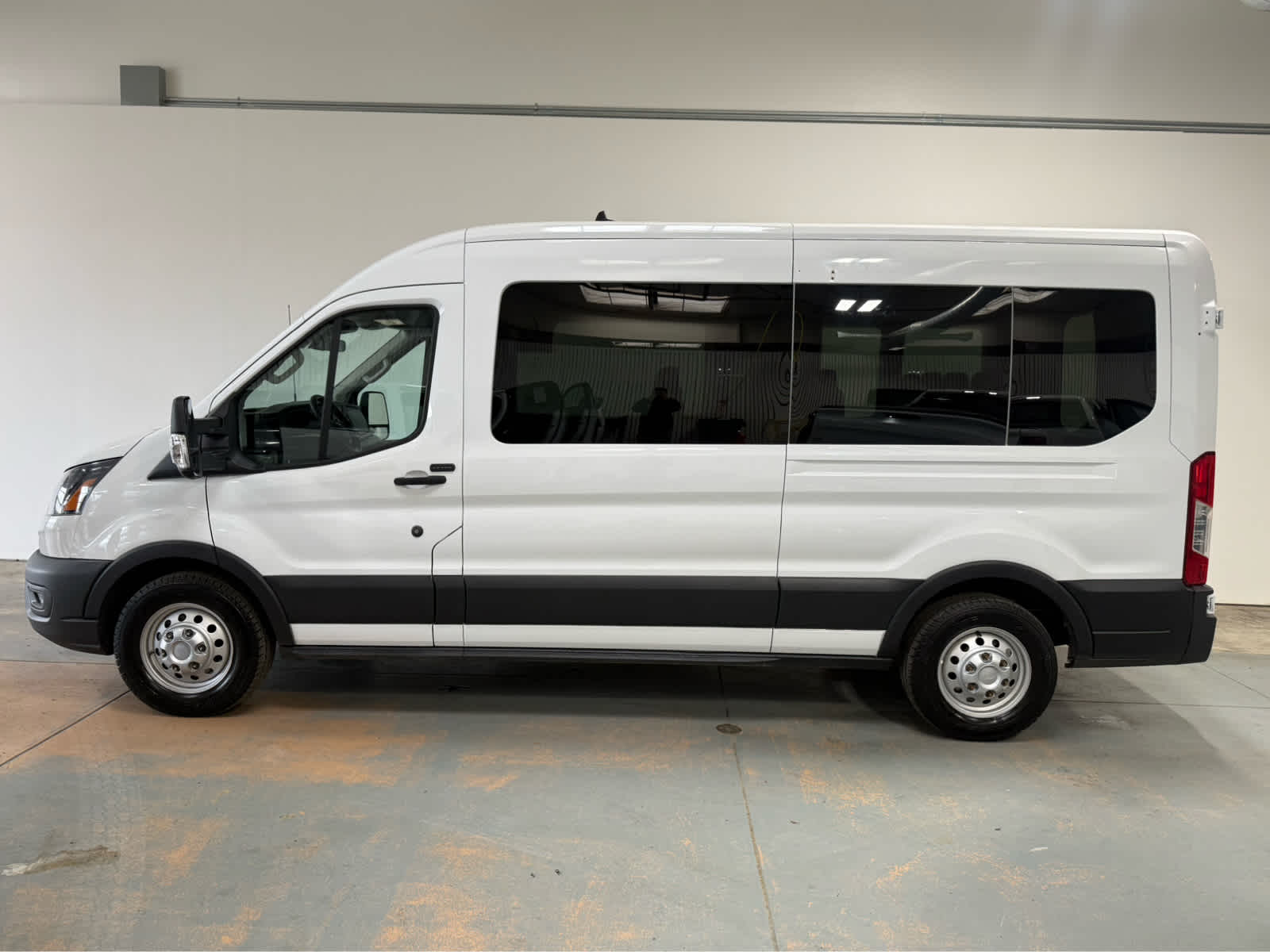 Thumbnail: 2023 Ford Econoline - 2