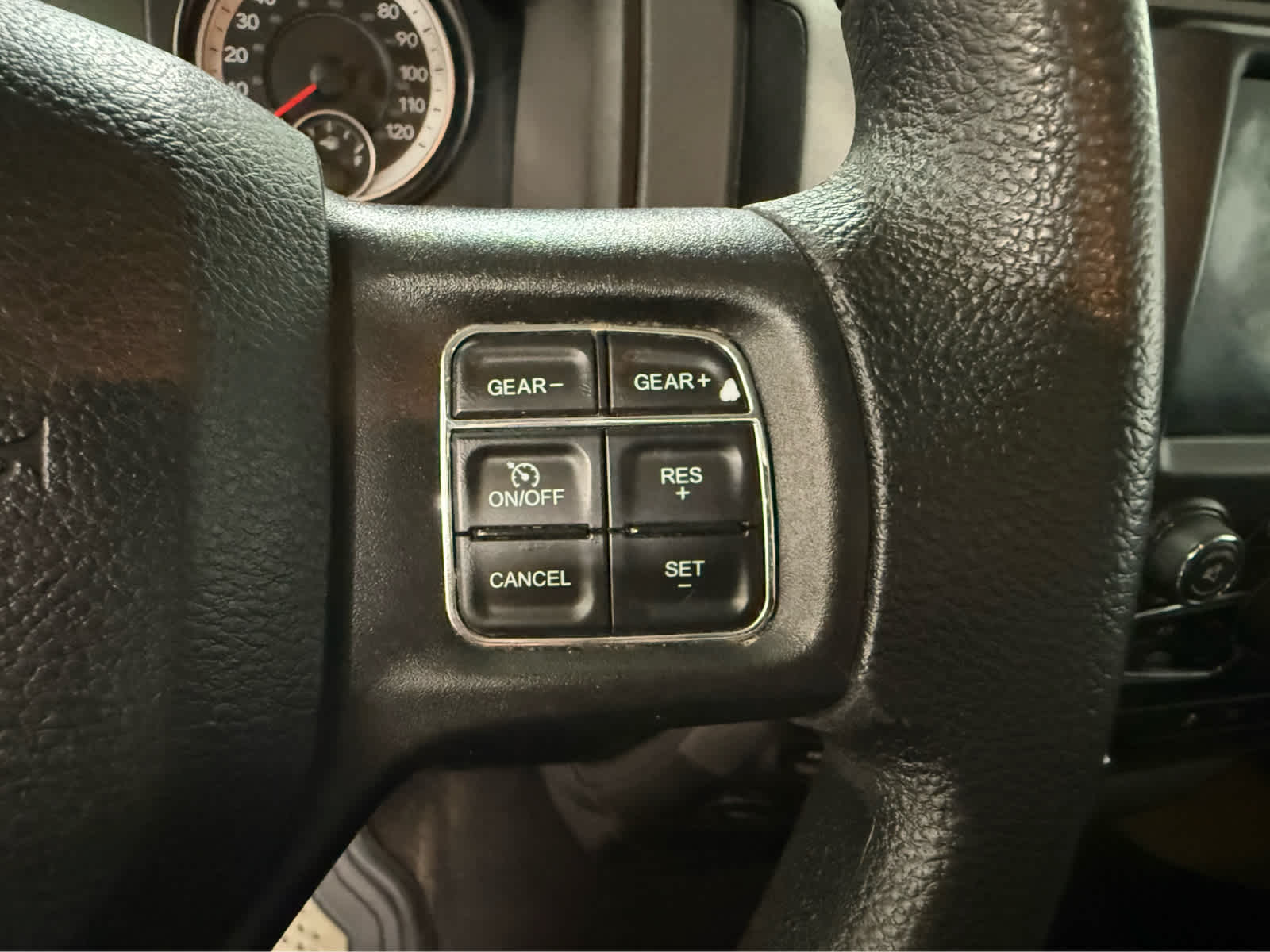 Thumbnail: 2019 RAM 1500 Classic - 18