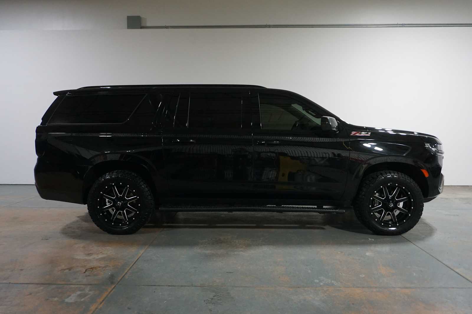 Thumbnail: 2021 Chevrolet Suburban - 7