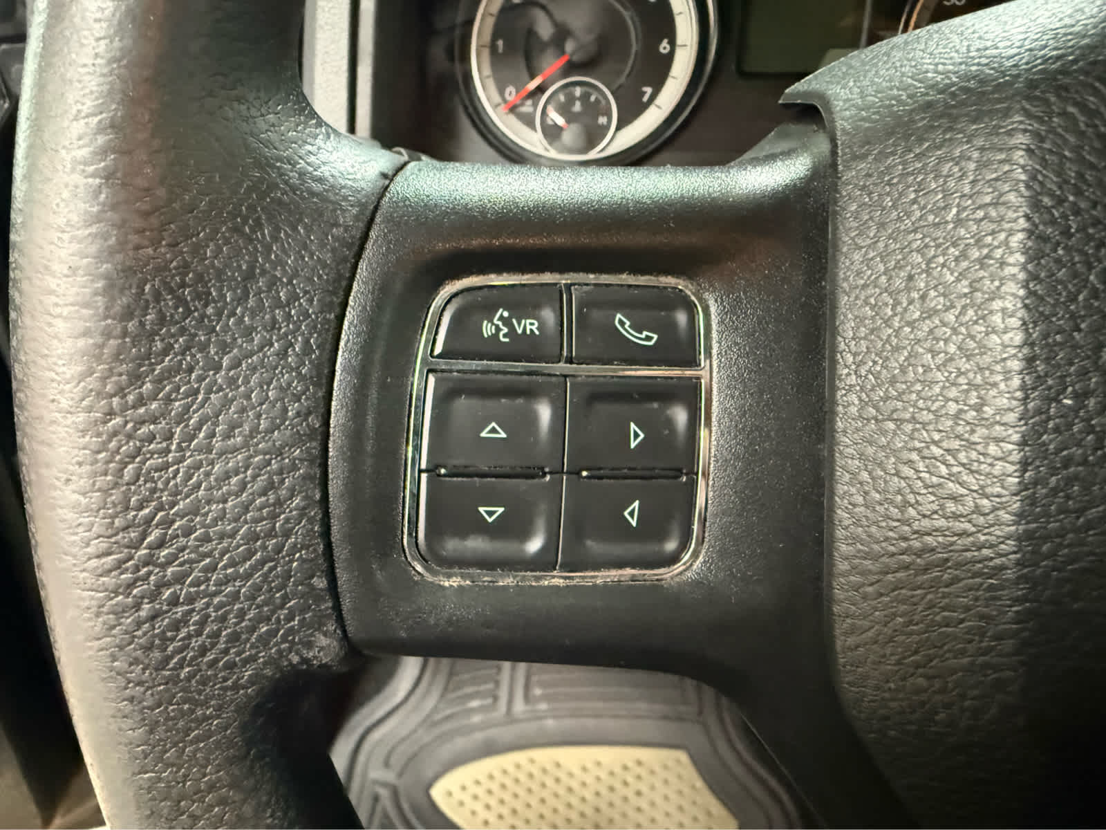 Thumbnail: 2019 RAM 1500 Classic - 17