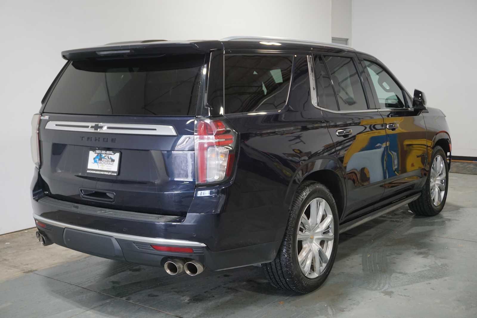 Thumbnail: 2021 Chevrolet Tahoe - 6