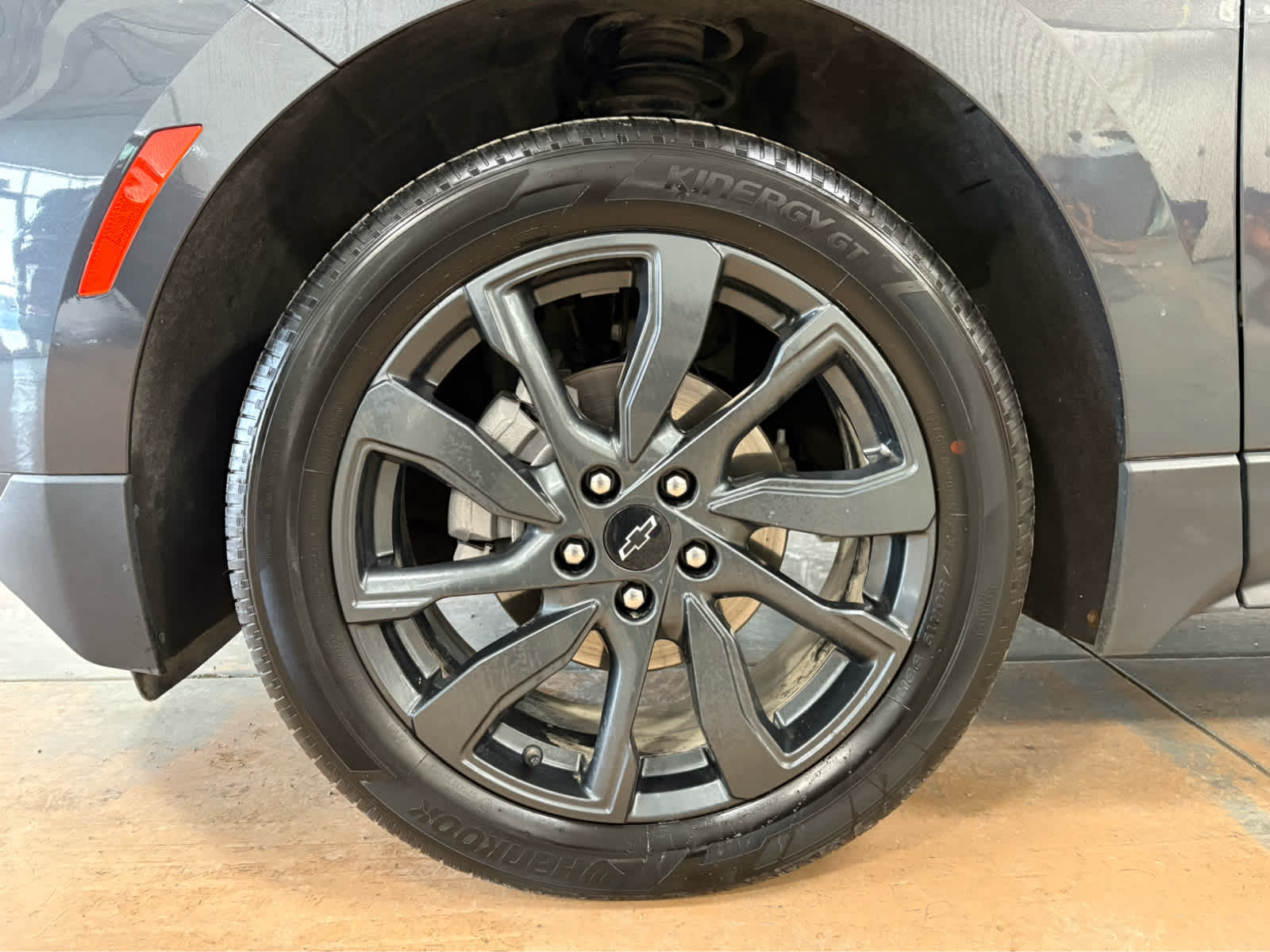 Thumbnail: 2023 Chevrolet Equinox - 10