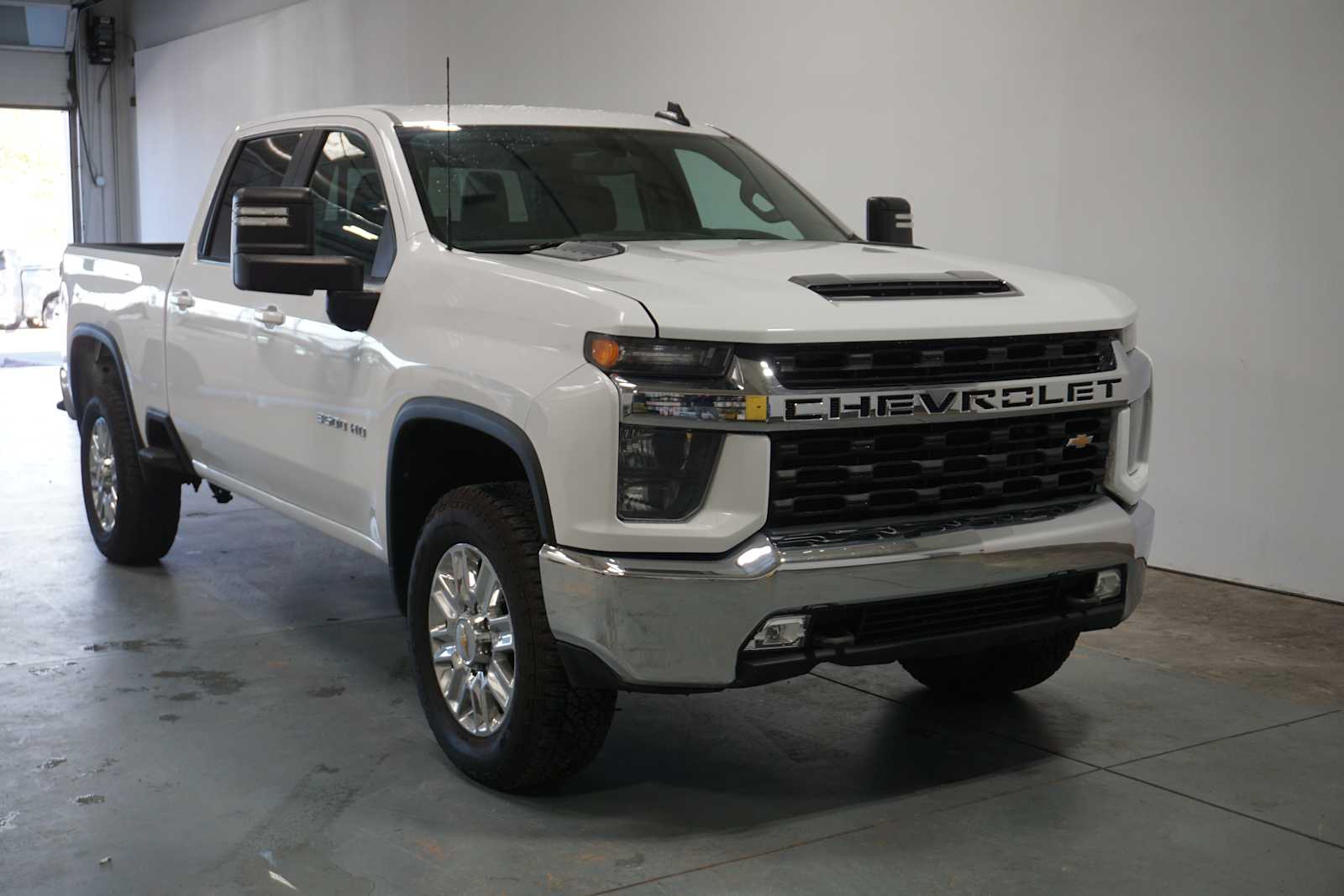 Thumbnail: 2022 Chevrolet Silverado 3500 - 5