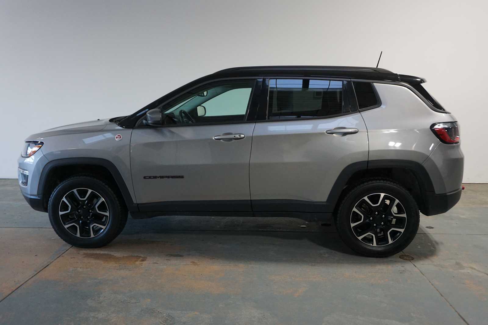 Thumbnail: 2019 Jeep Compass - 2