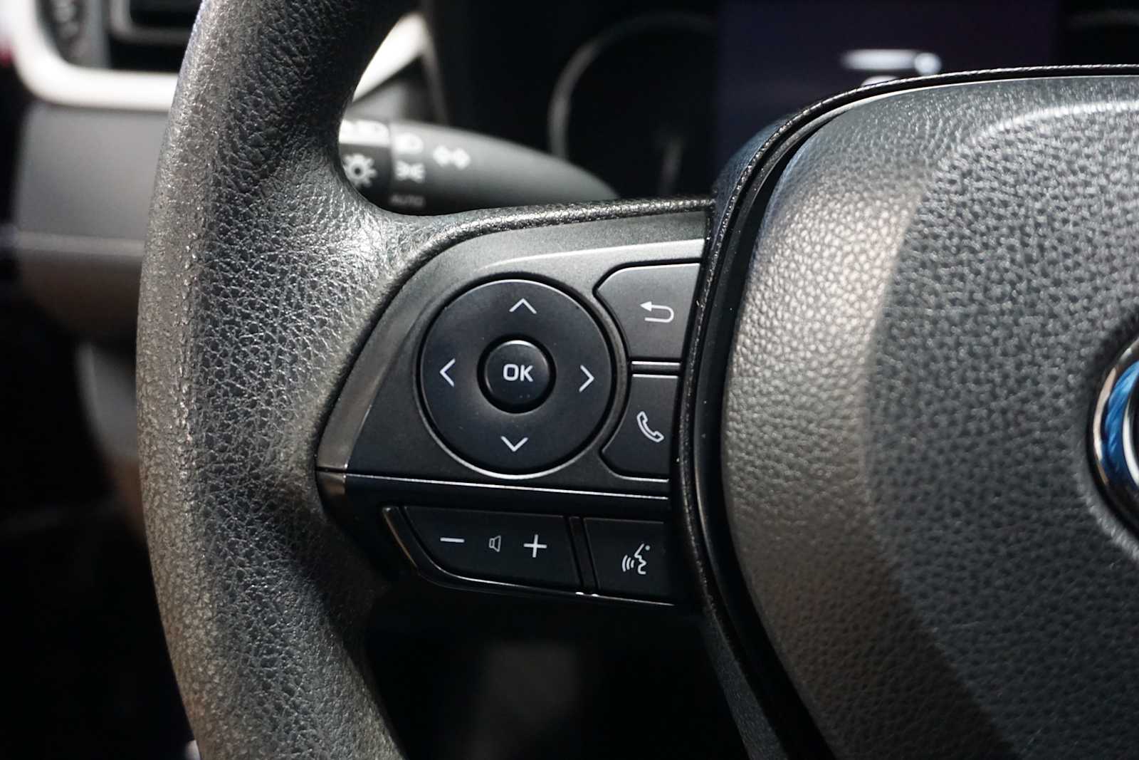 Thumbnail: 2023 Toyota RAV4 - 24