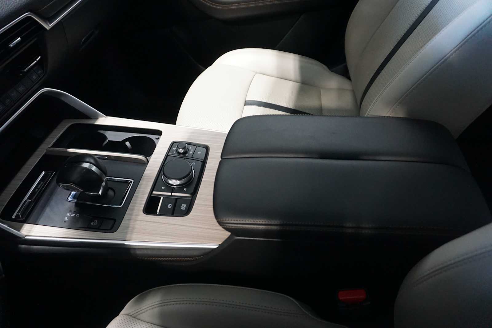 Thumbnail: 2024 Mazda CX-90 - 21