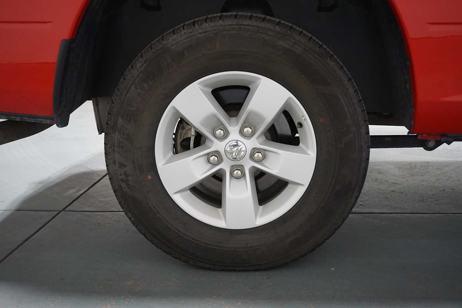 Thumbnail: 2023 RAM 1500 Classic - 10