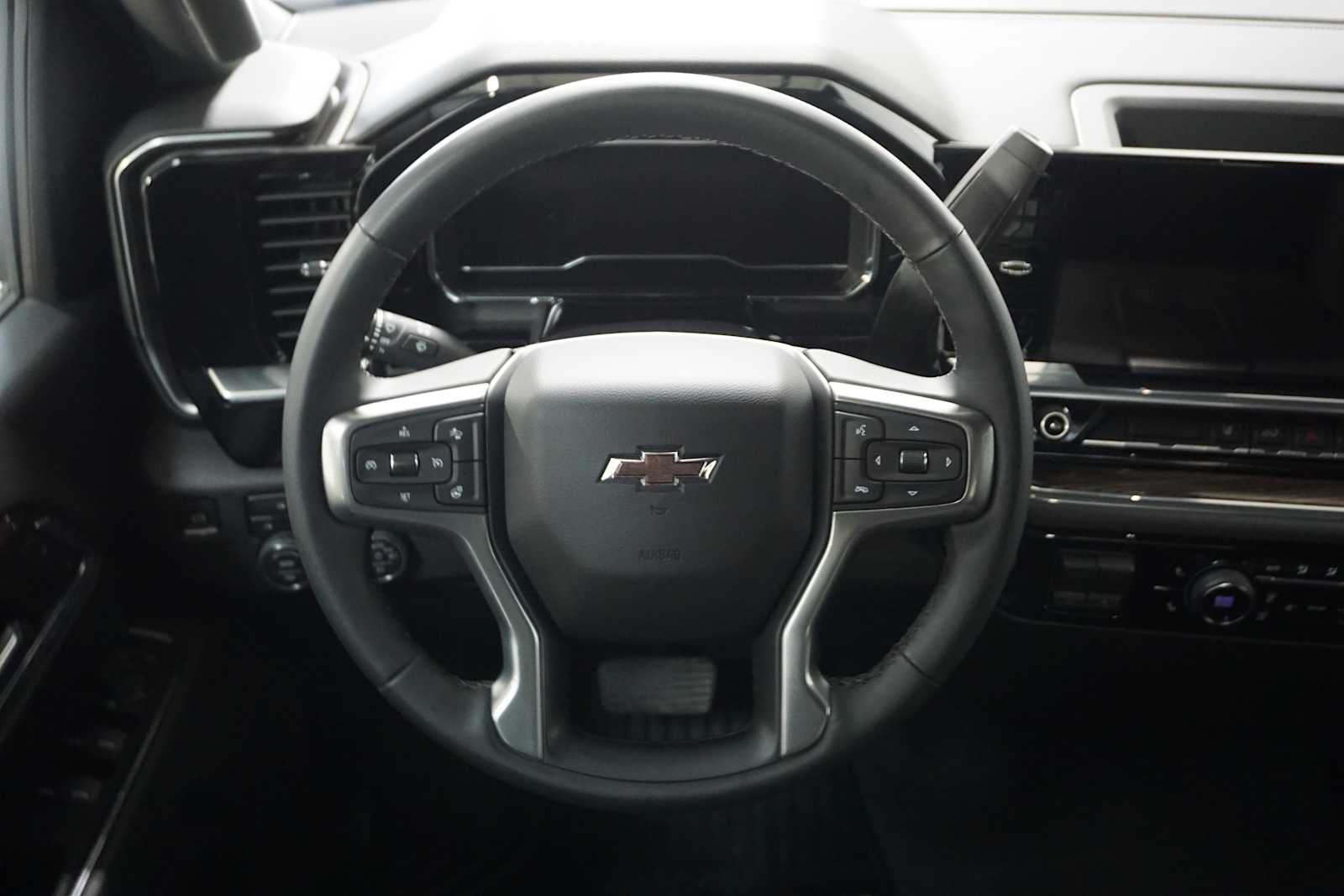 Thumbnail: 2024 Chevrolet Silverado 2500 - 18