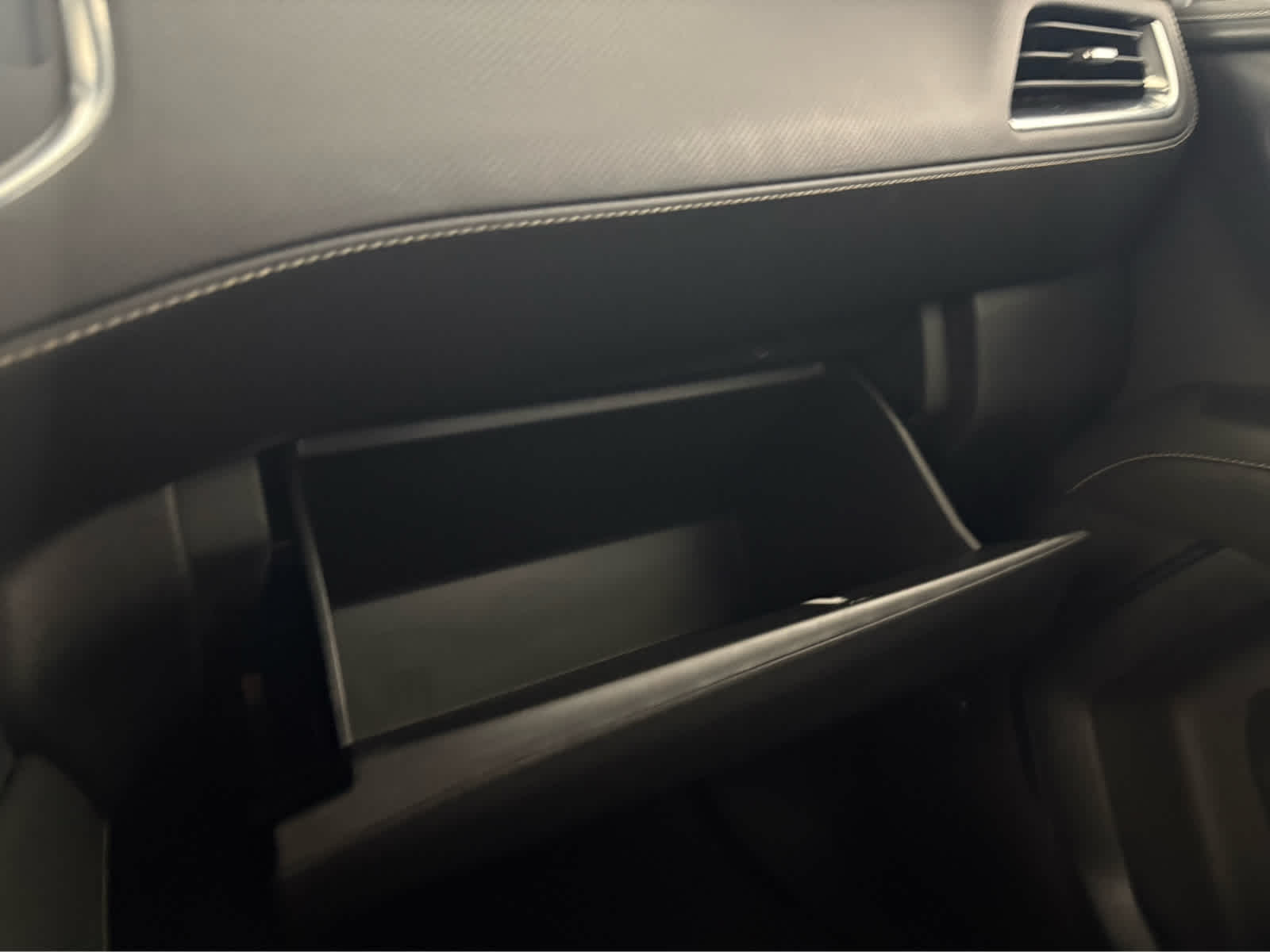 Thumbnail: 2024 GMC Yukon XL - 29