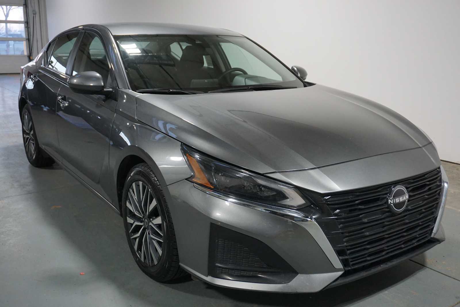 Thumbnail: 2023 Nissan Altima - 5