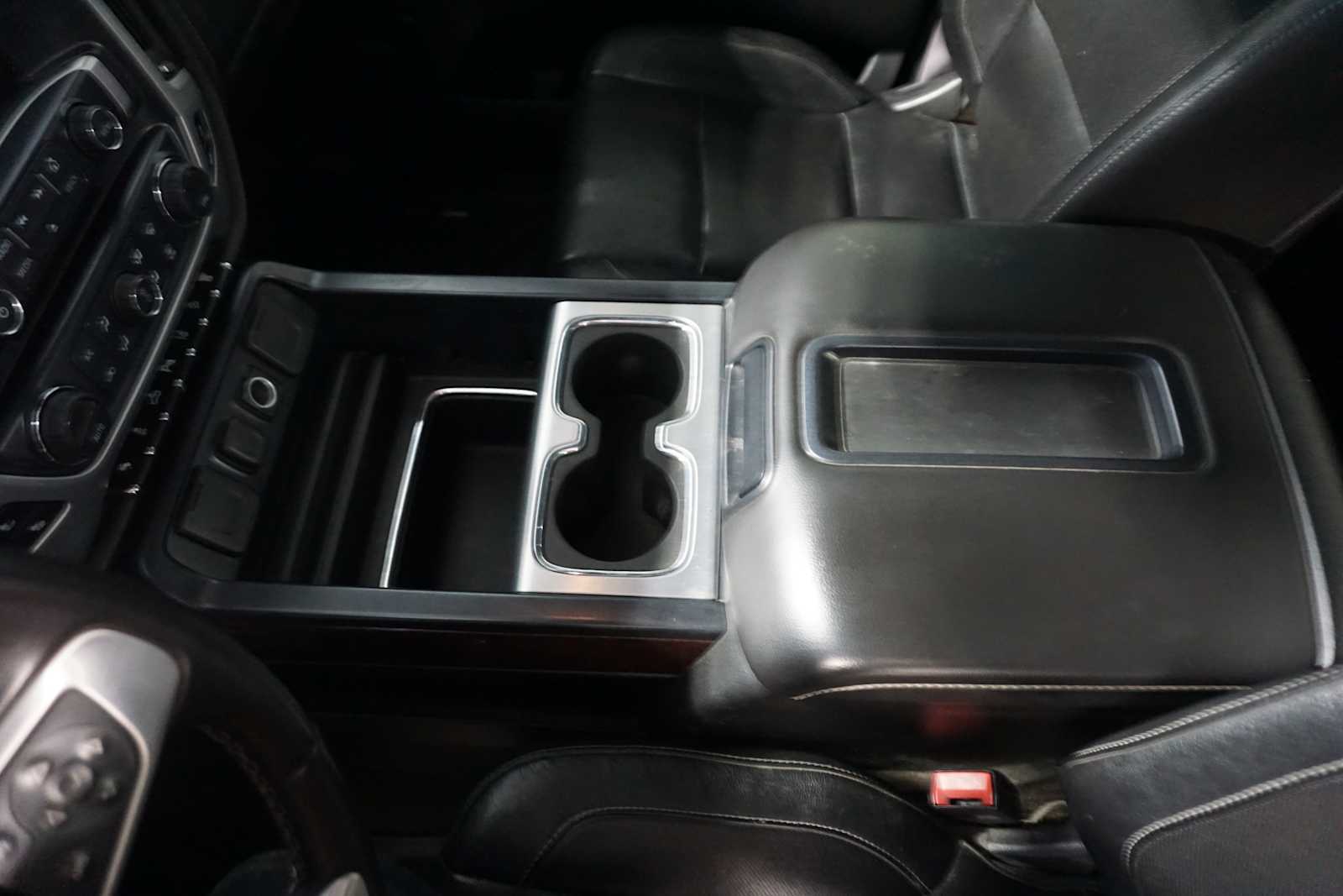 Thumbnail: 2015 GMC Sierra 2500 - 21