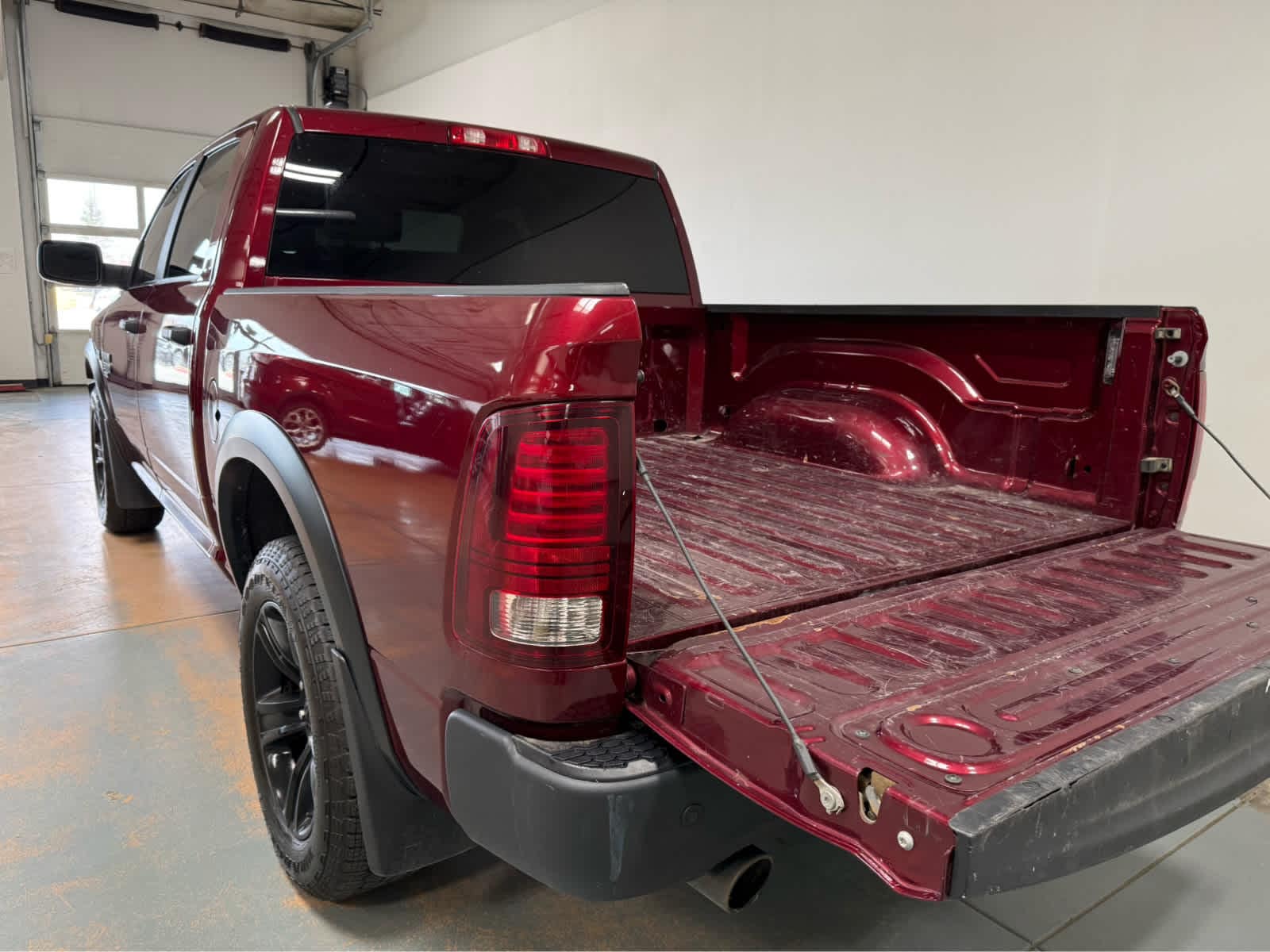 Thumbnail: 2022 RAM 1500 Classic - 4