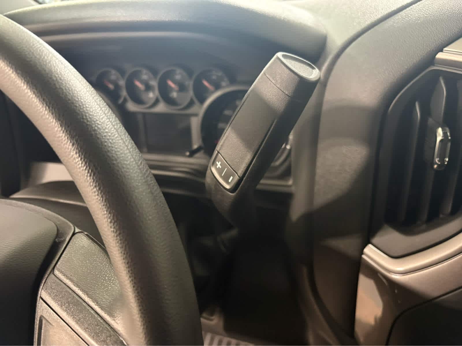 Thumbnail: 2025 Chevrolet Silverado 1500 - 24