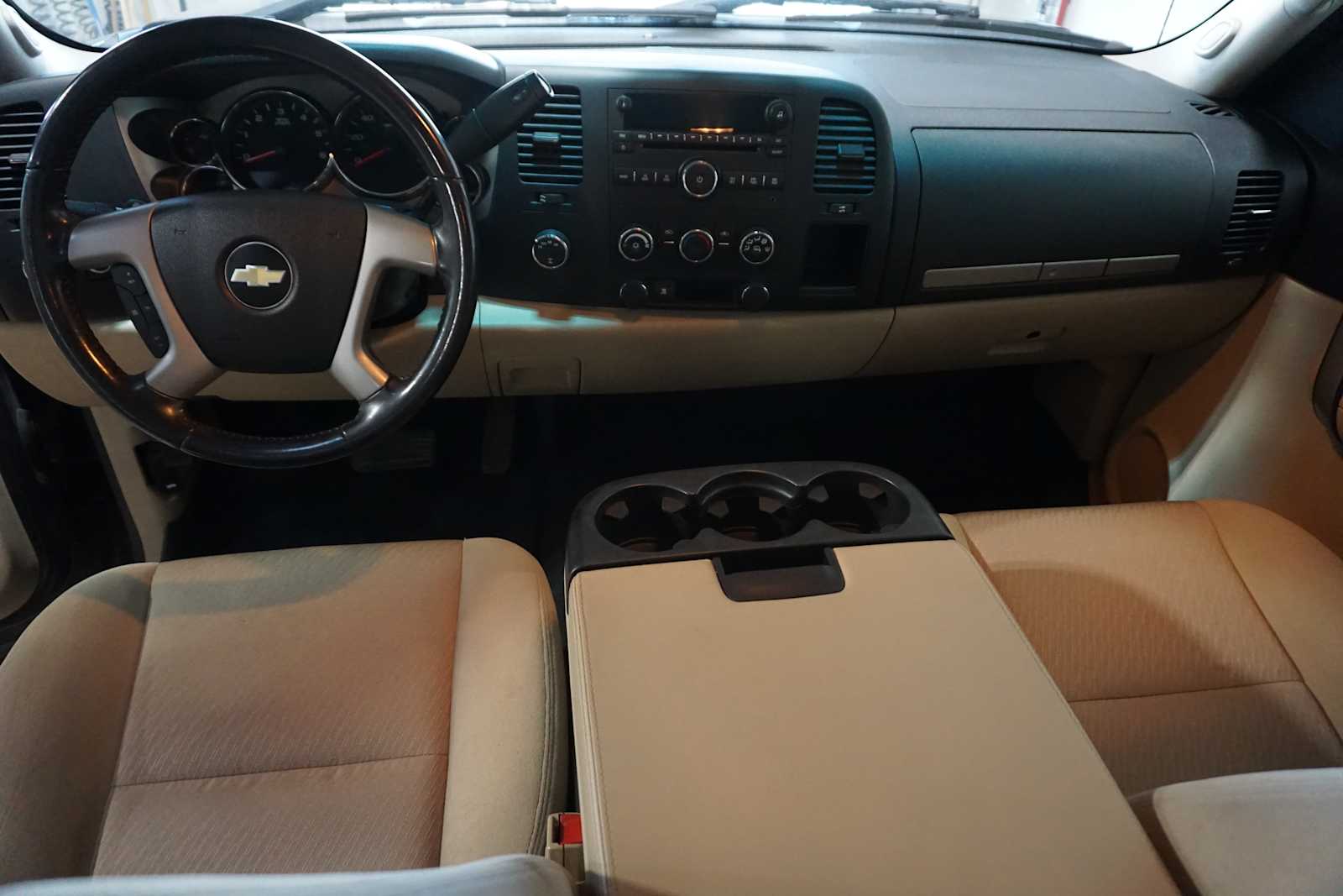 Thumbnail: 2009 Chevrolet Silverado 1500 - 18