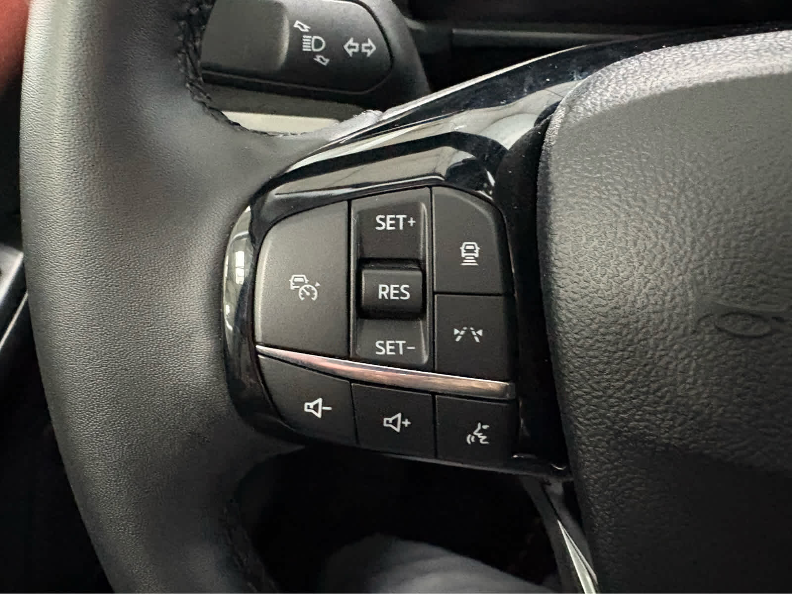 Thumbnail: 2025 Ford Escape - 18