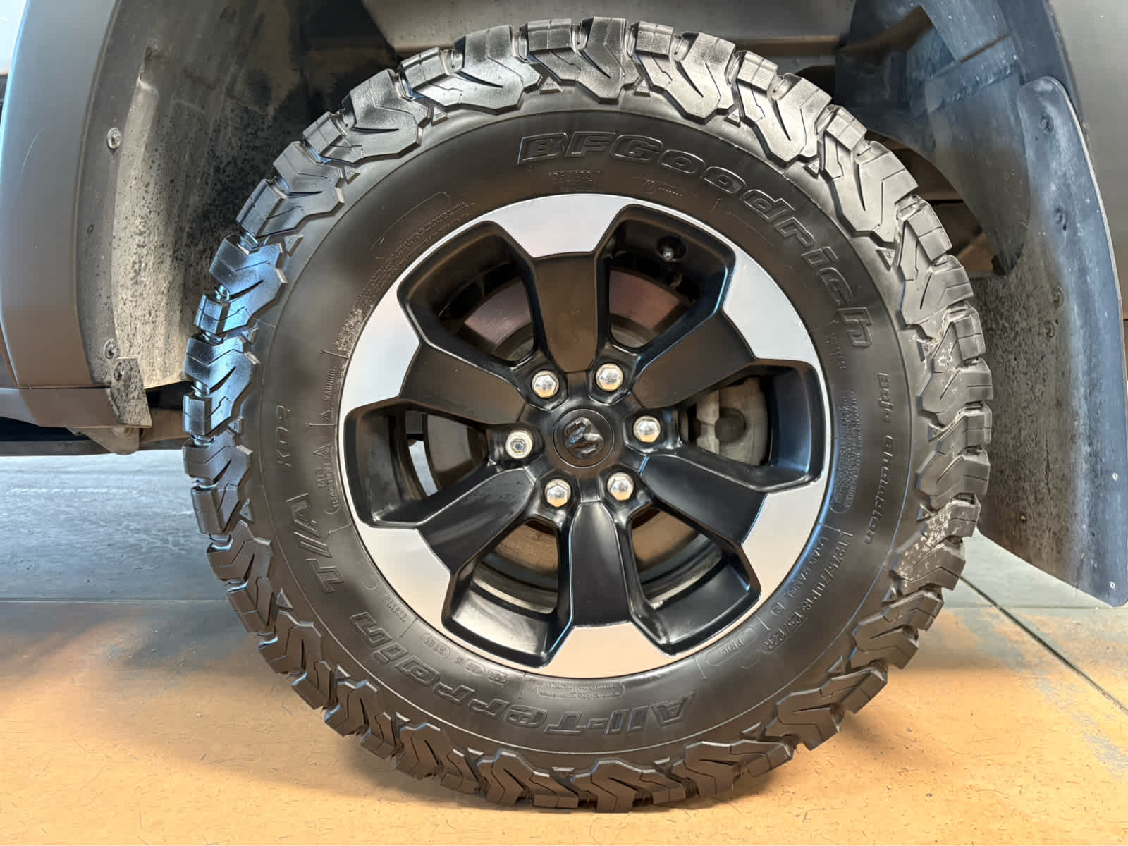 Thumbnail: 2020 RAM 1500 - 10