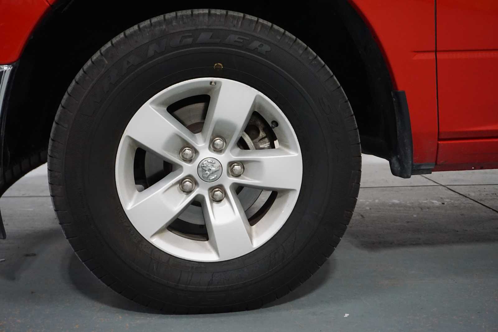 Thumbnail: 2023 RAM 1500 Classic - 8