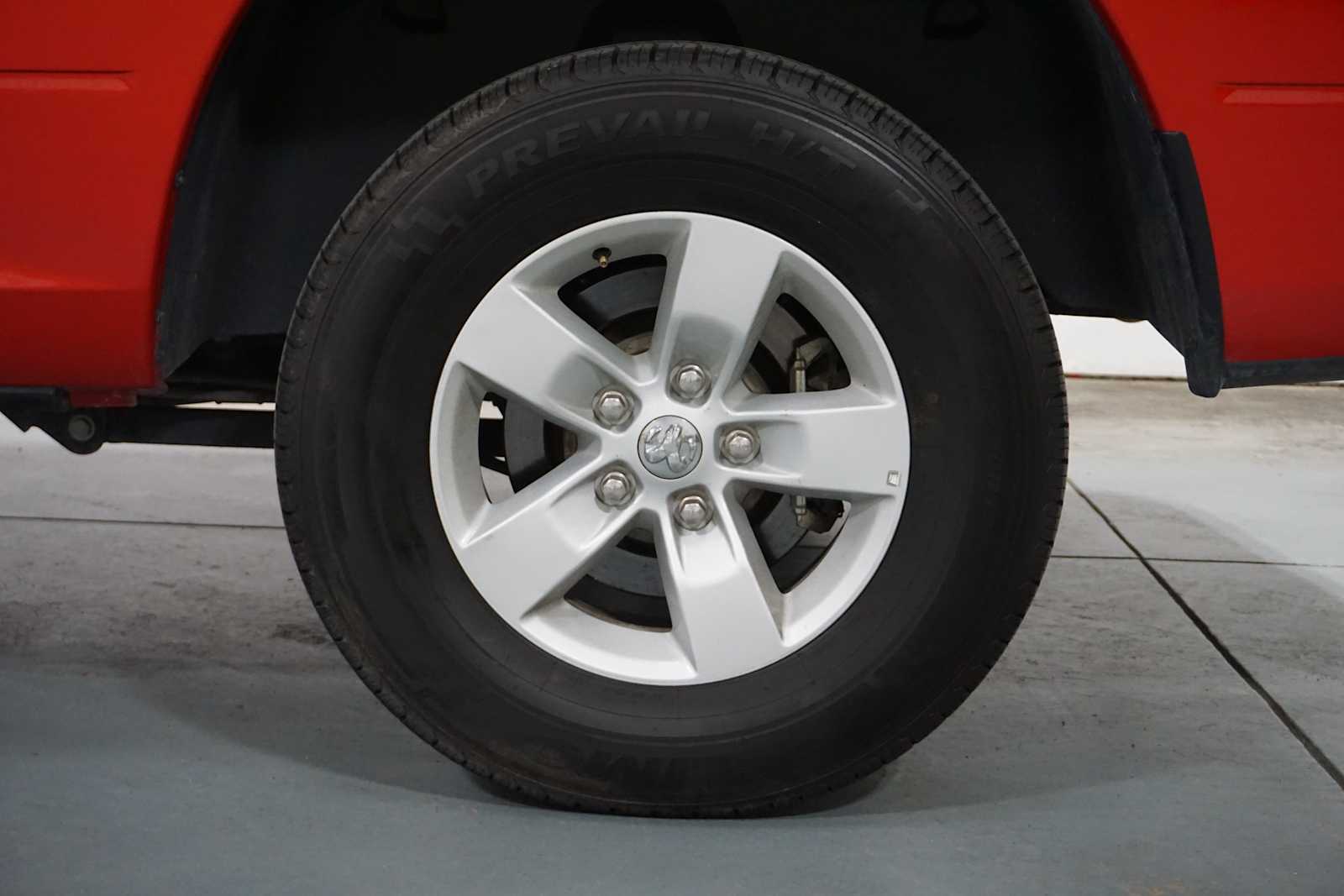 Thumbnail: 2023 RAM 1500 Classic - 9