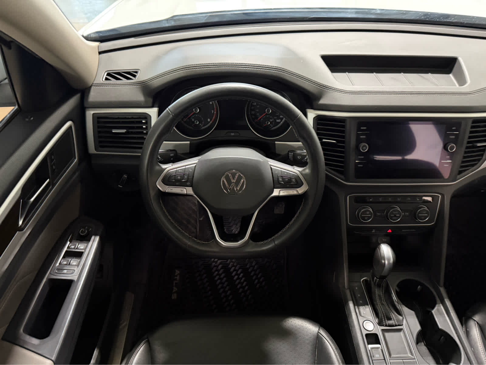 Thumbnail: 2021 Volkswagen Atlas - 19