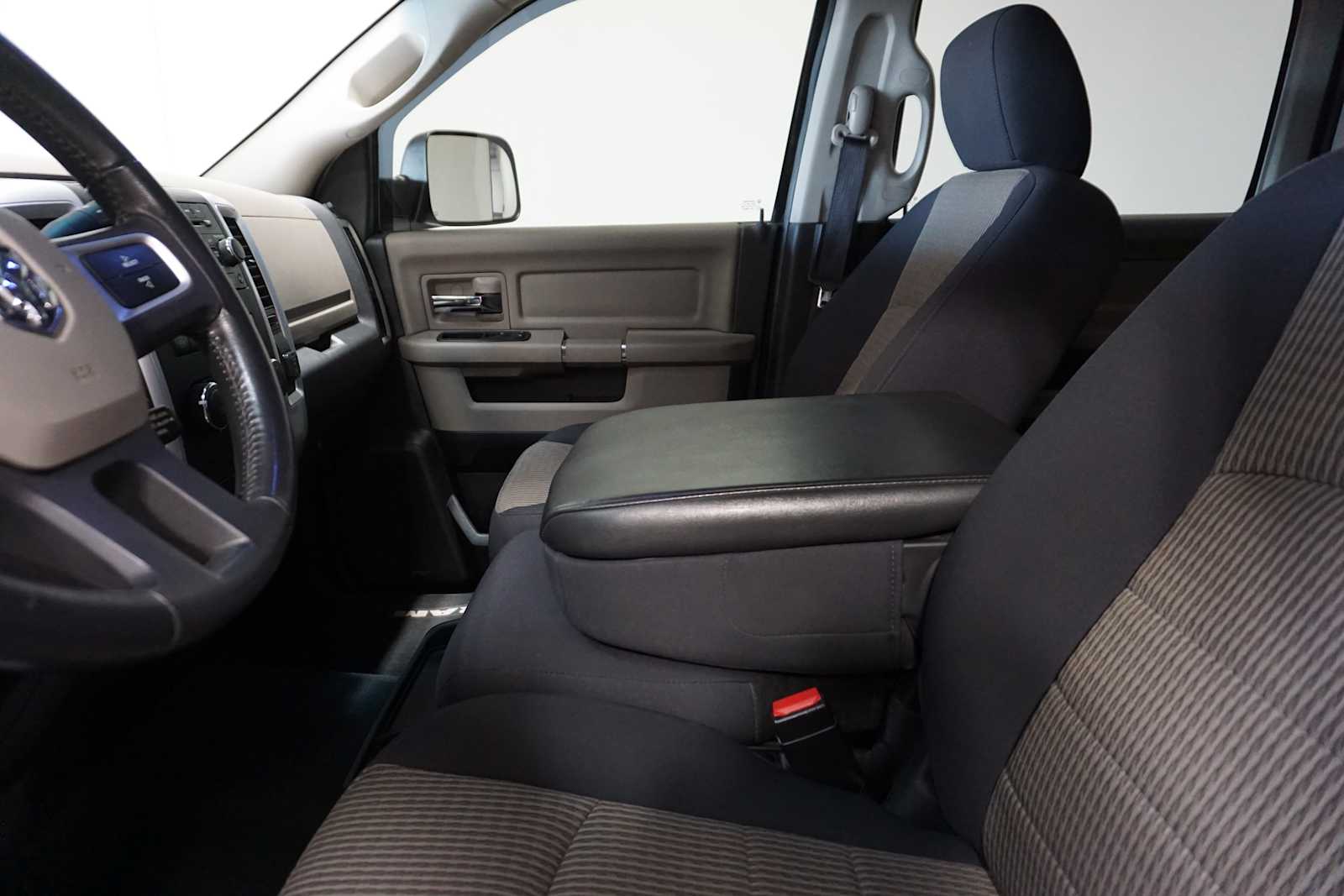 Thumbnail: 2010 Dodge Ram 2500 - 21
