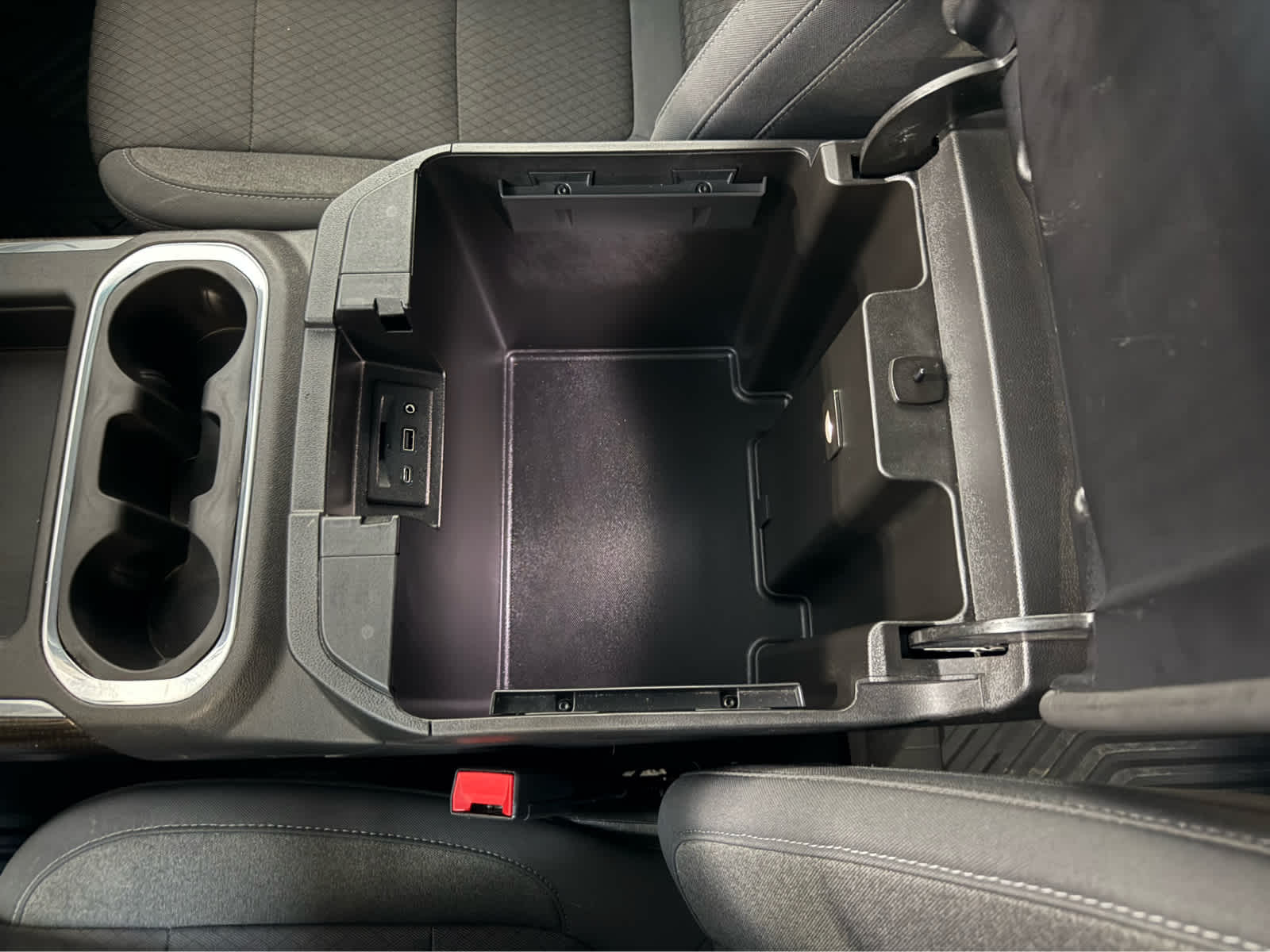 Thumbnail: 2020 Chevrolet Silverado 1500 - 23