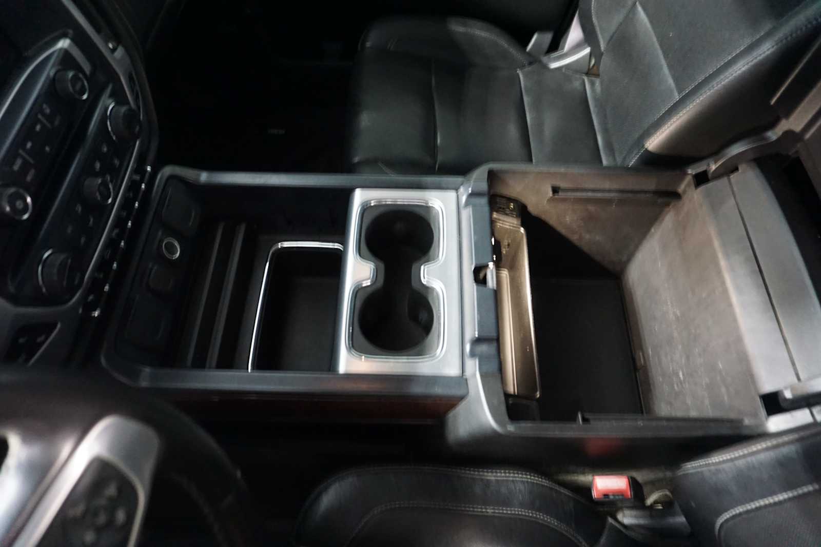 Thumbnail: 2015 GMC Sierra 2500 - 22