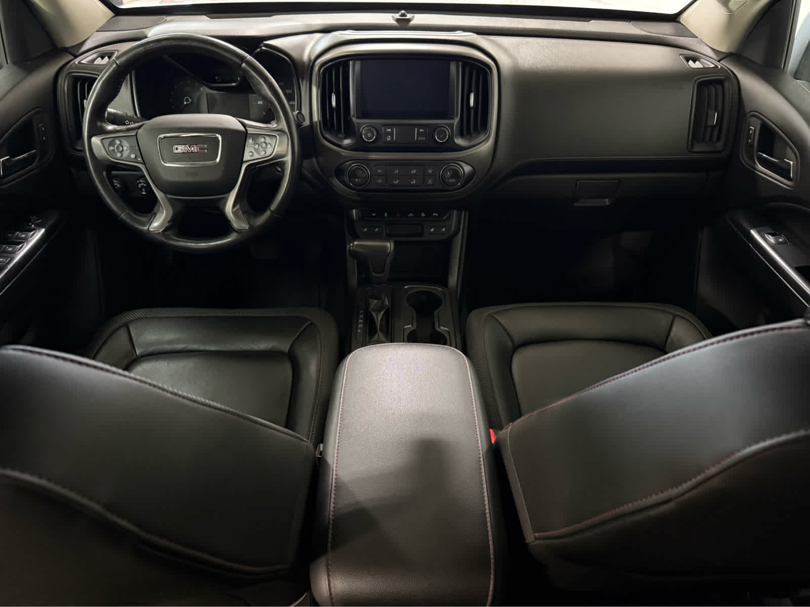 Thumbnail: 2019 GMC Canyon - 17