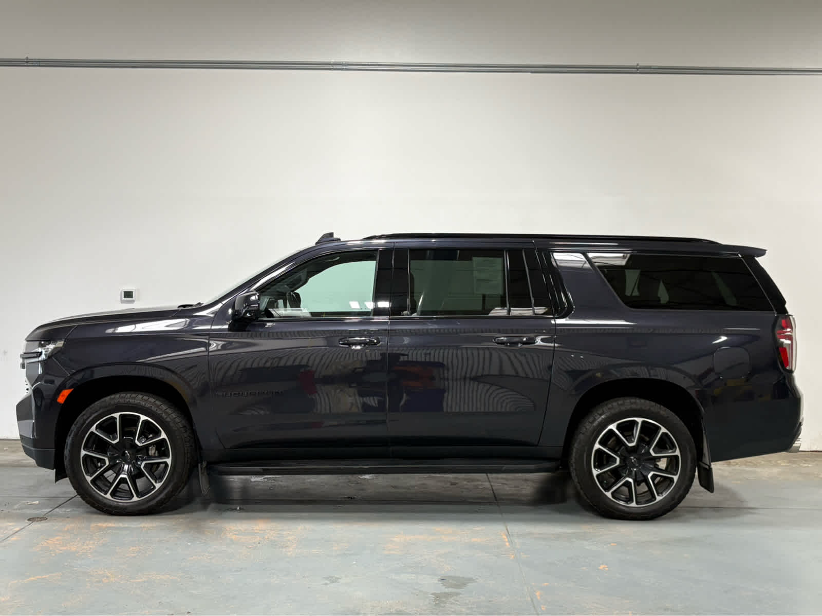 Thumbnail: 2024 Chevrolet Suburban - 2